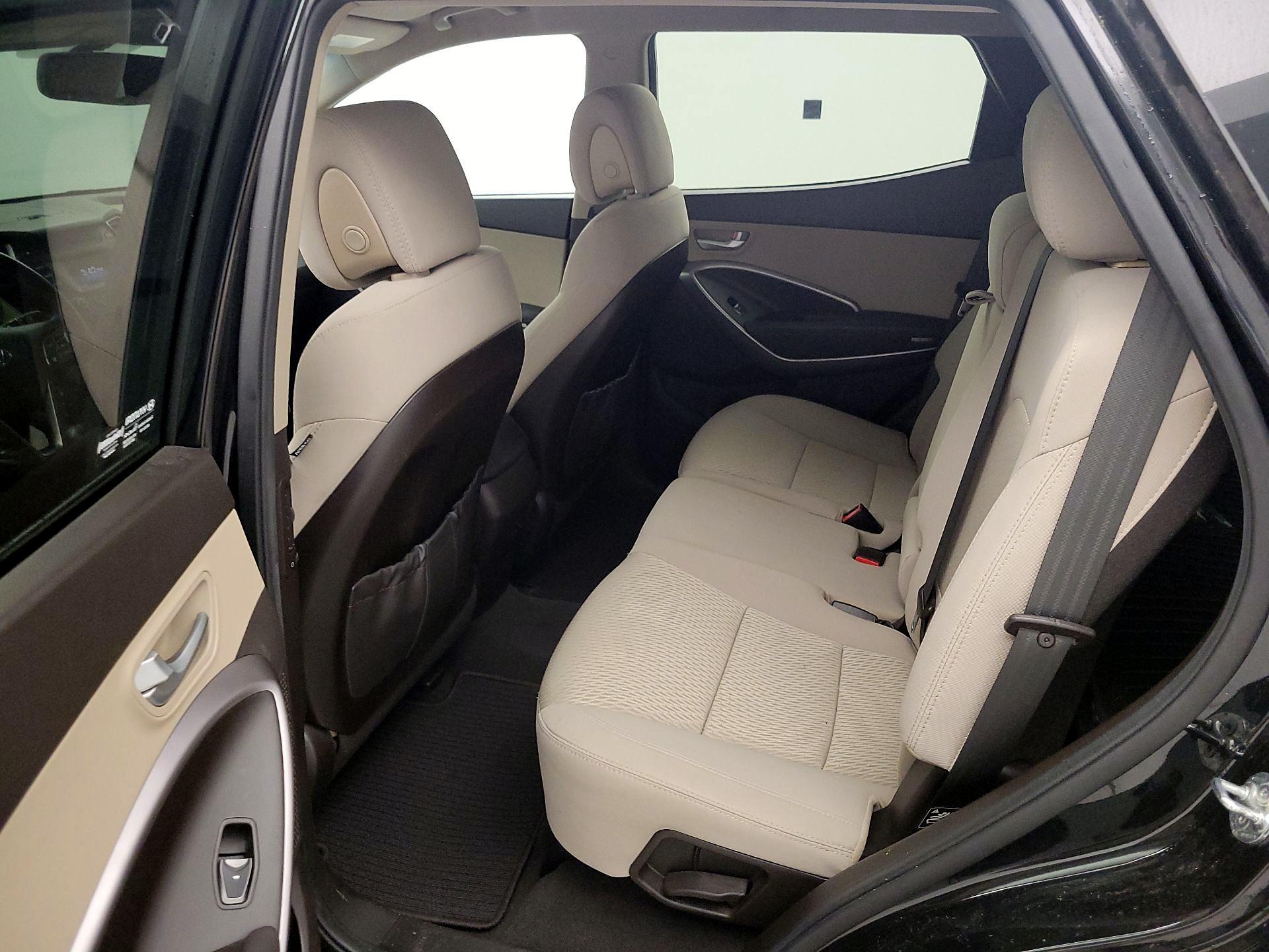 Thumbnail: 2015 Hyundai Santa Fe - 19