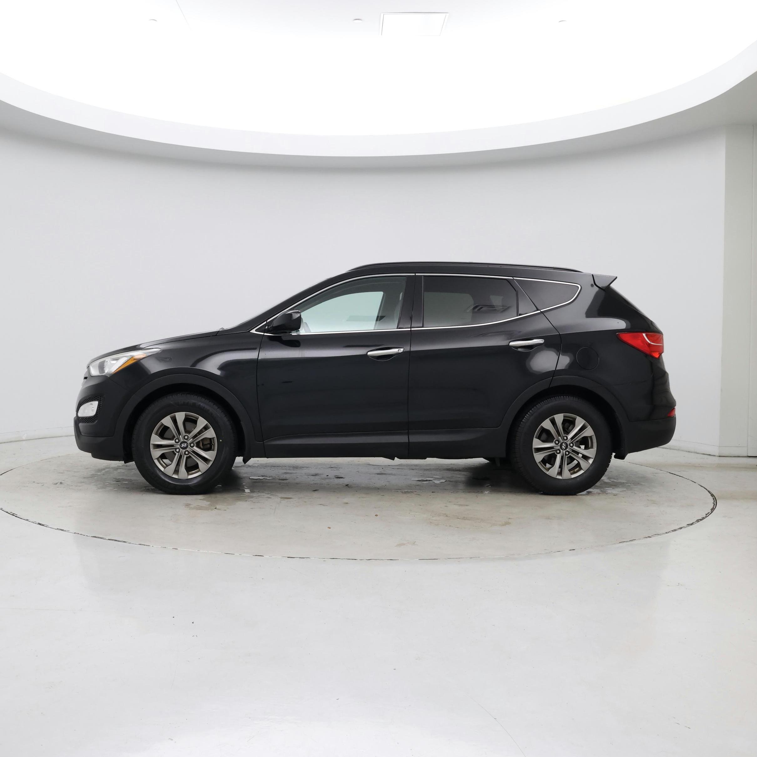 Thumbnail: 2015 Hyundai Santa Fe - 3