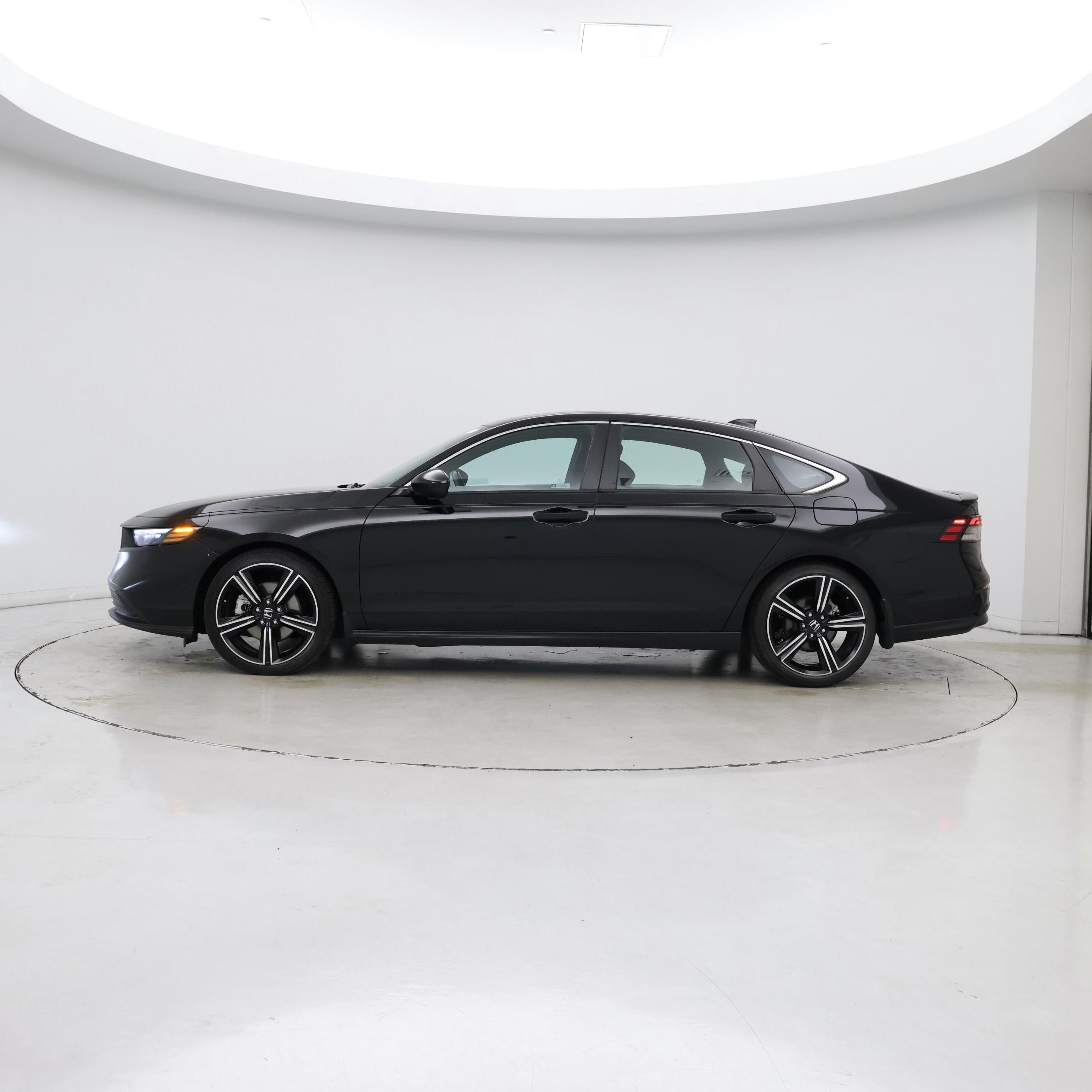 Thumbnail: 2023 Honda Accord - 3