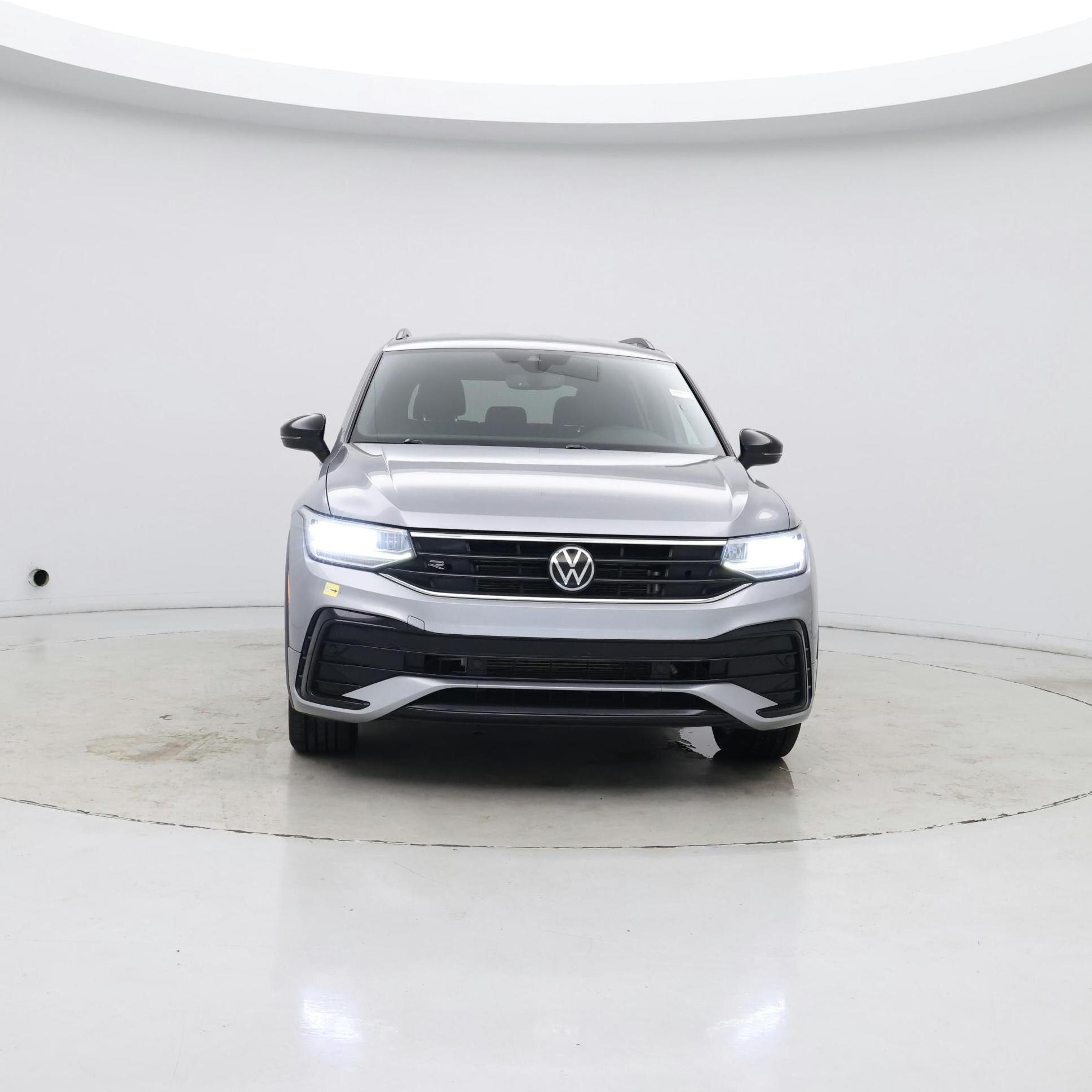 Thumbnail: 2022 Volkswagen Tiguan - 5