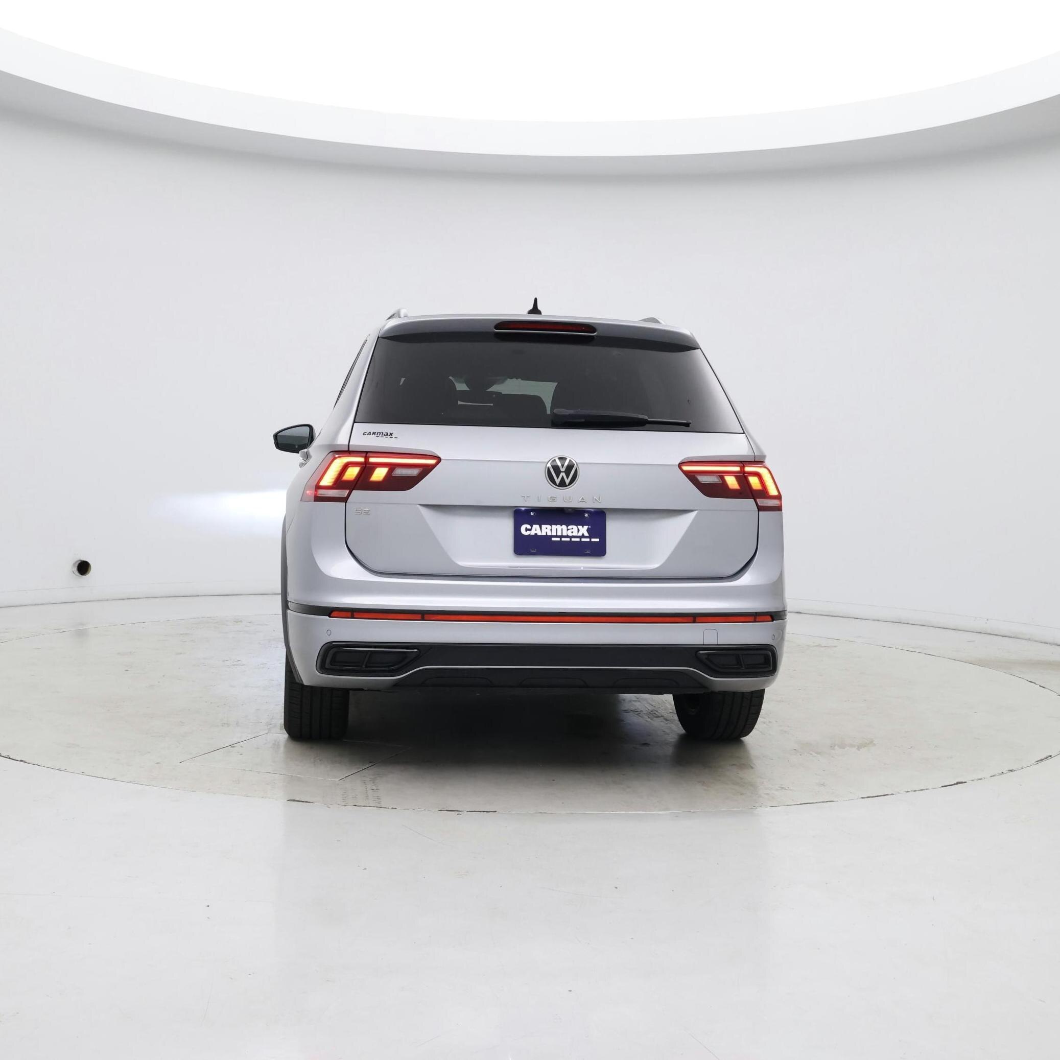 Thumbnail: 2022 Volkswagen Tiguan - 6