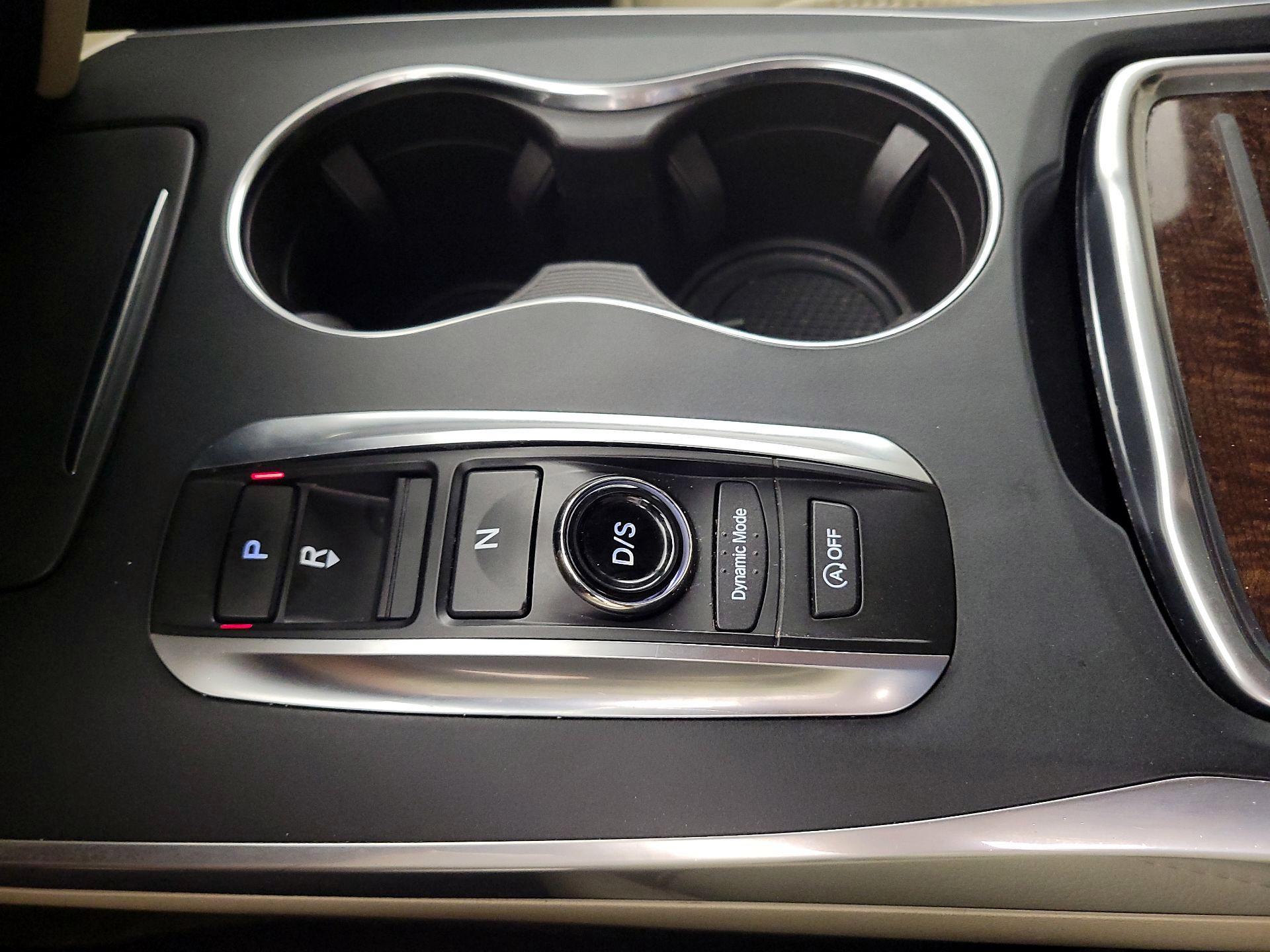 Thumbnail: 2019 Acura MDX - 17