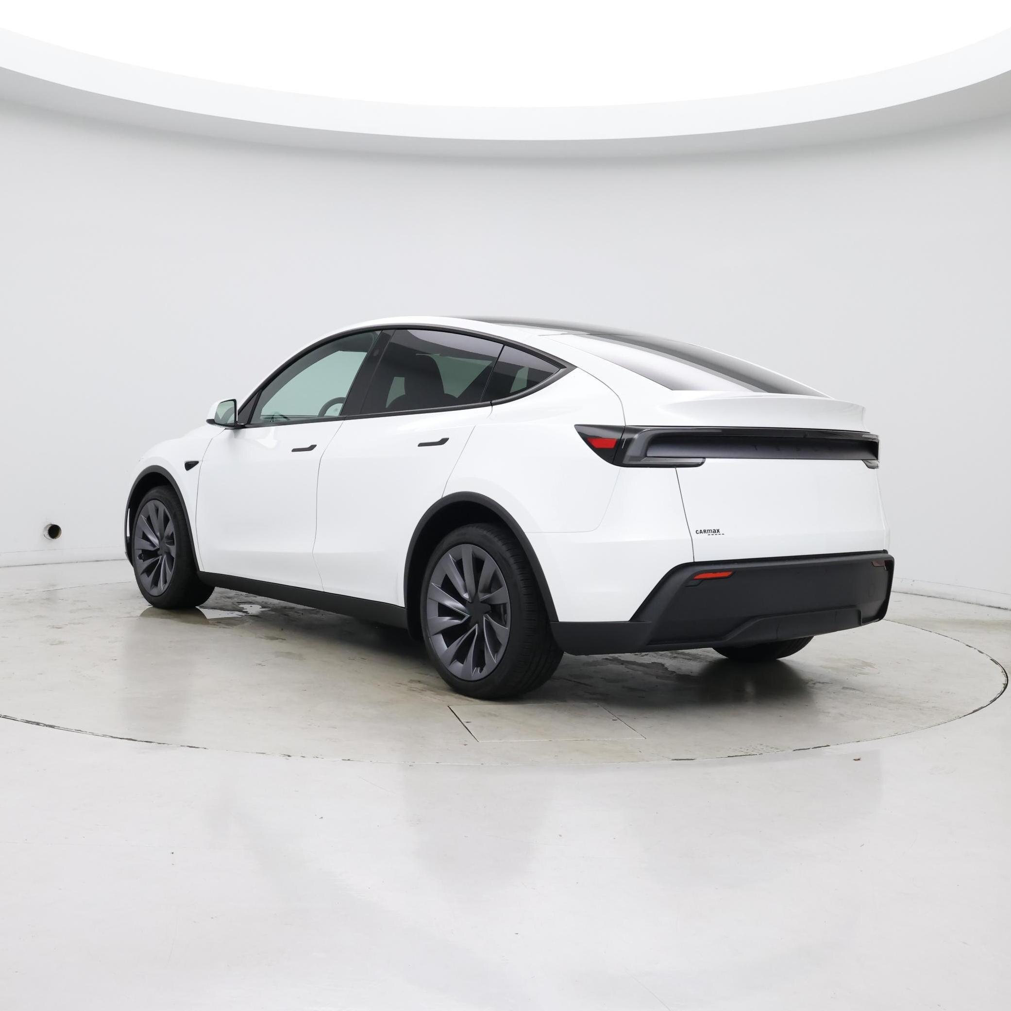 Thumbnail: 2026 Tesla Model Y - 2