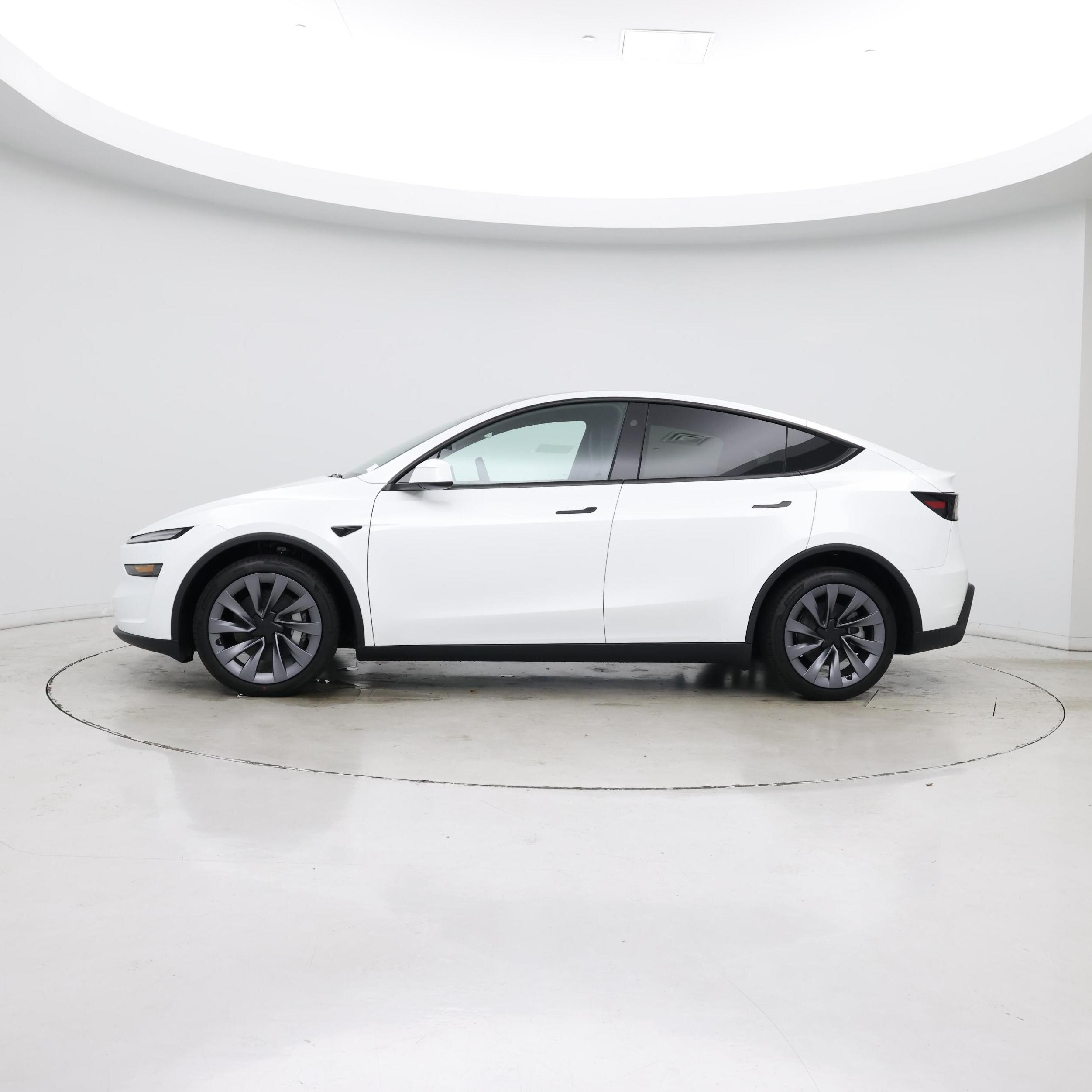 Thumbnail: 2026 Tesla Model Y - 3