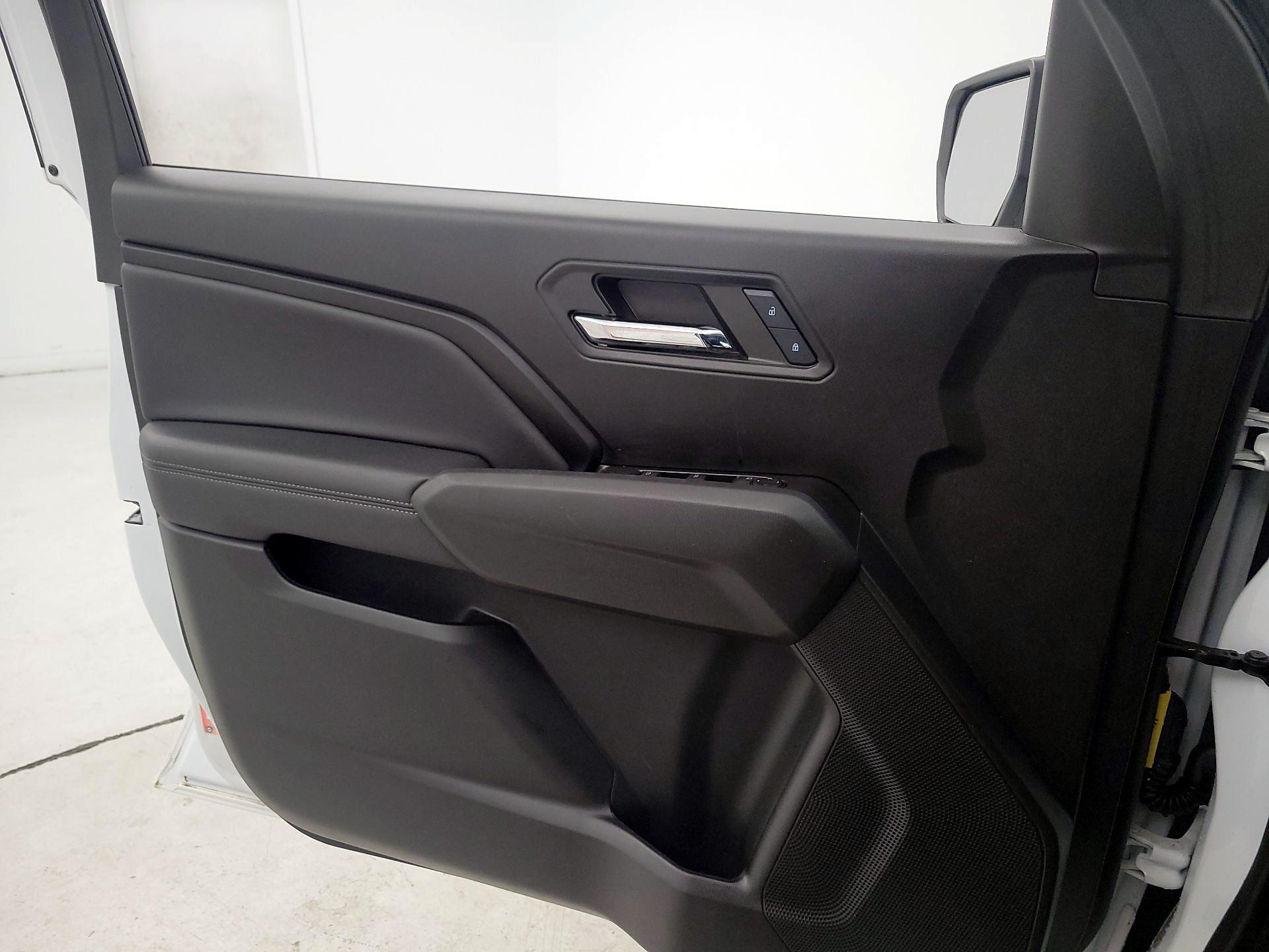 Thumbnail: 2024 GMC Canyon - 12