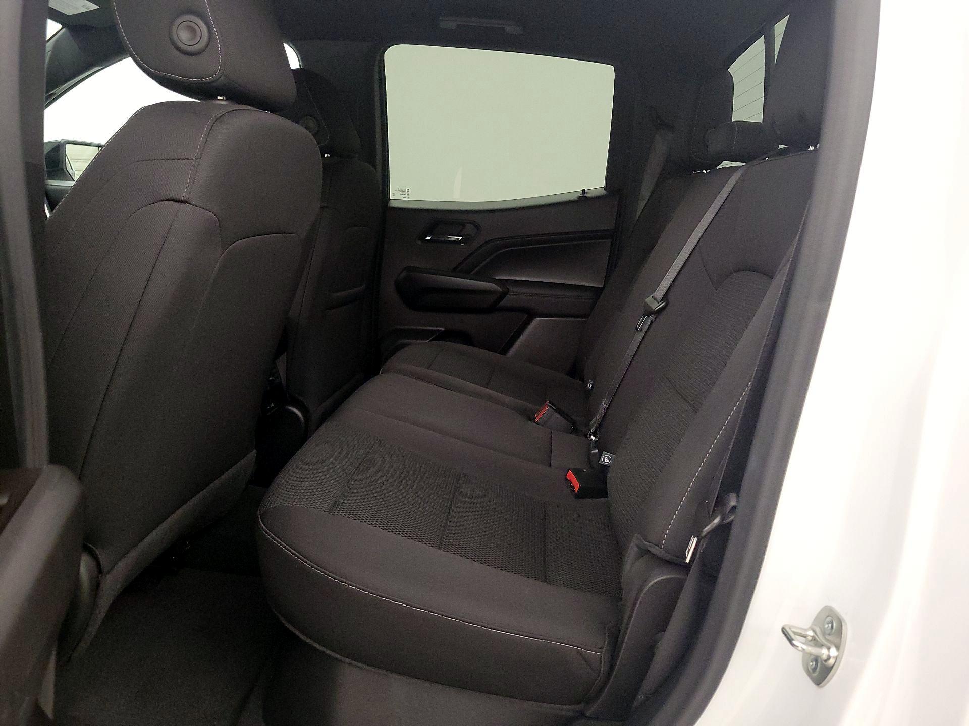 Thumbnail: 2024 GMC Canyon - 19