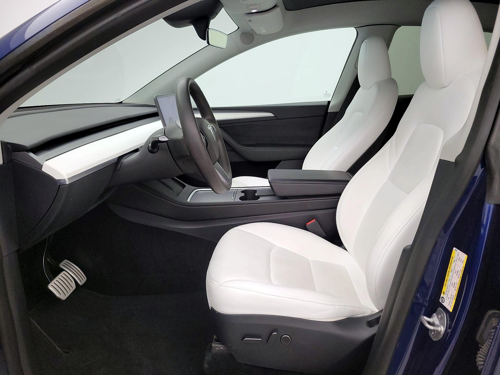 Thumbnail: 2023 Tesla Model Y - 11