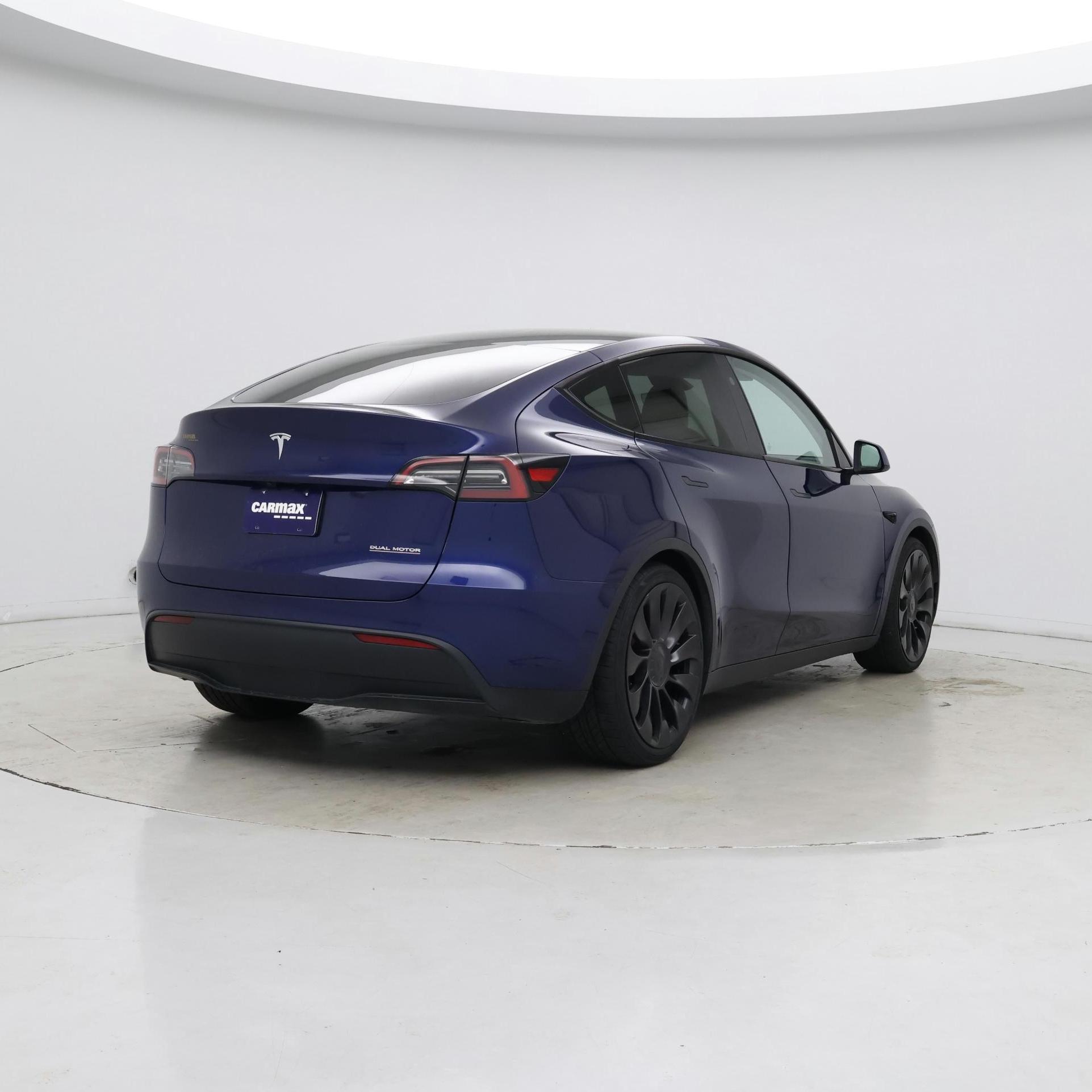 Thumbnail: 2023 Tesla Model Y - 8