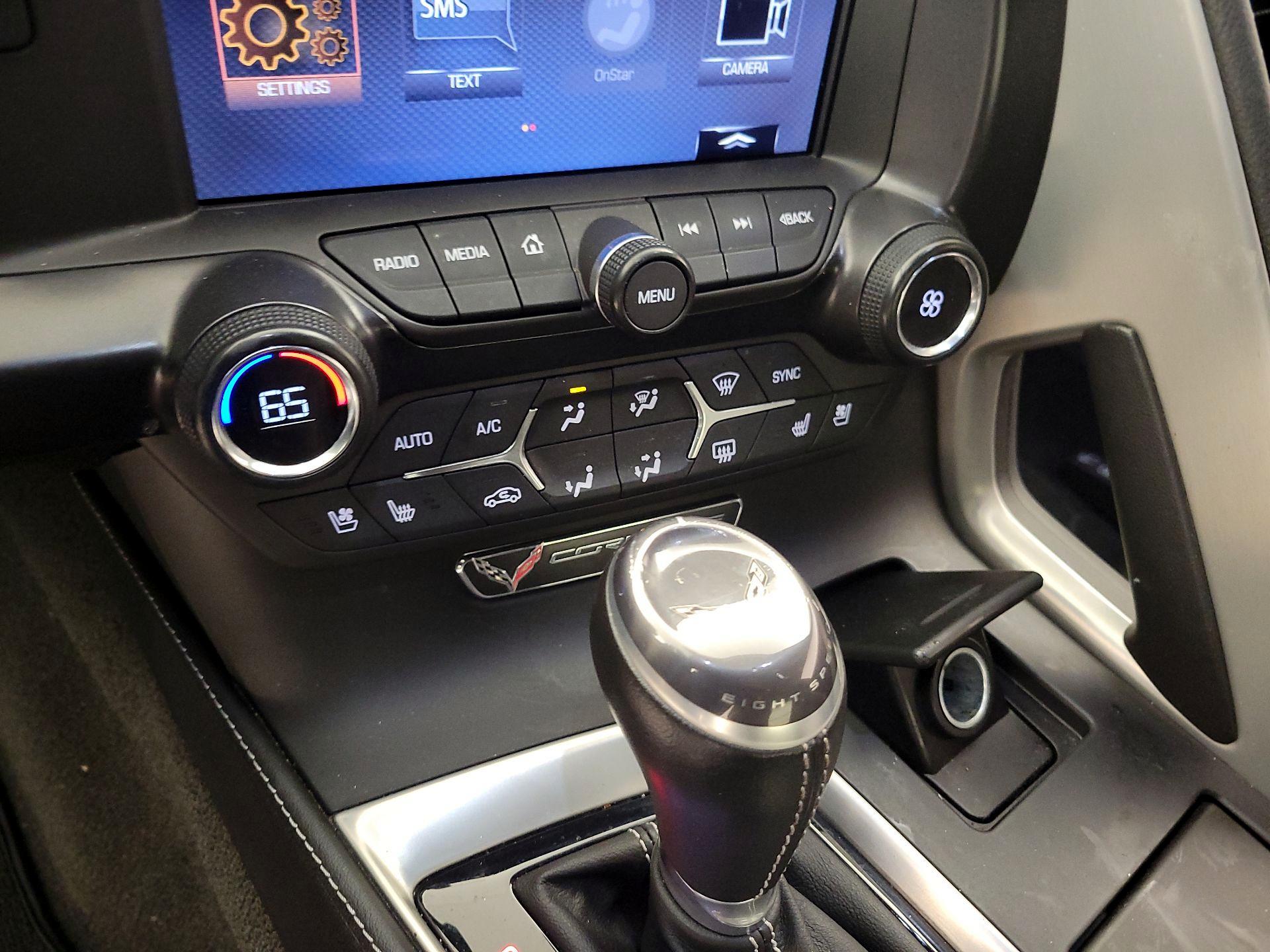 Thumbnail: 2017 Chevrolet Corvette - 15