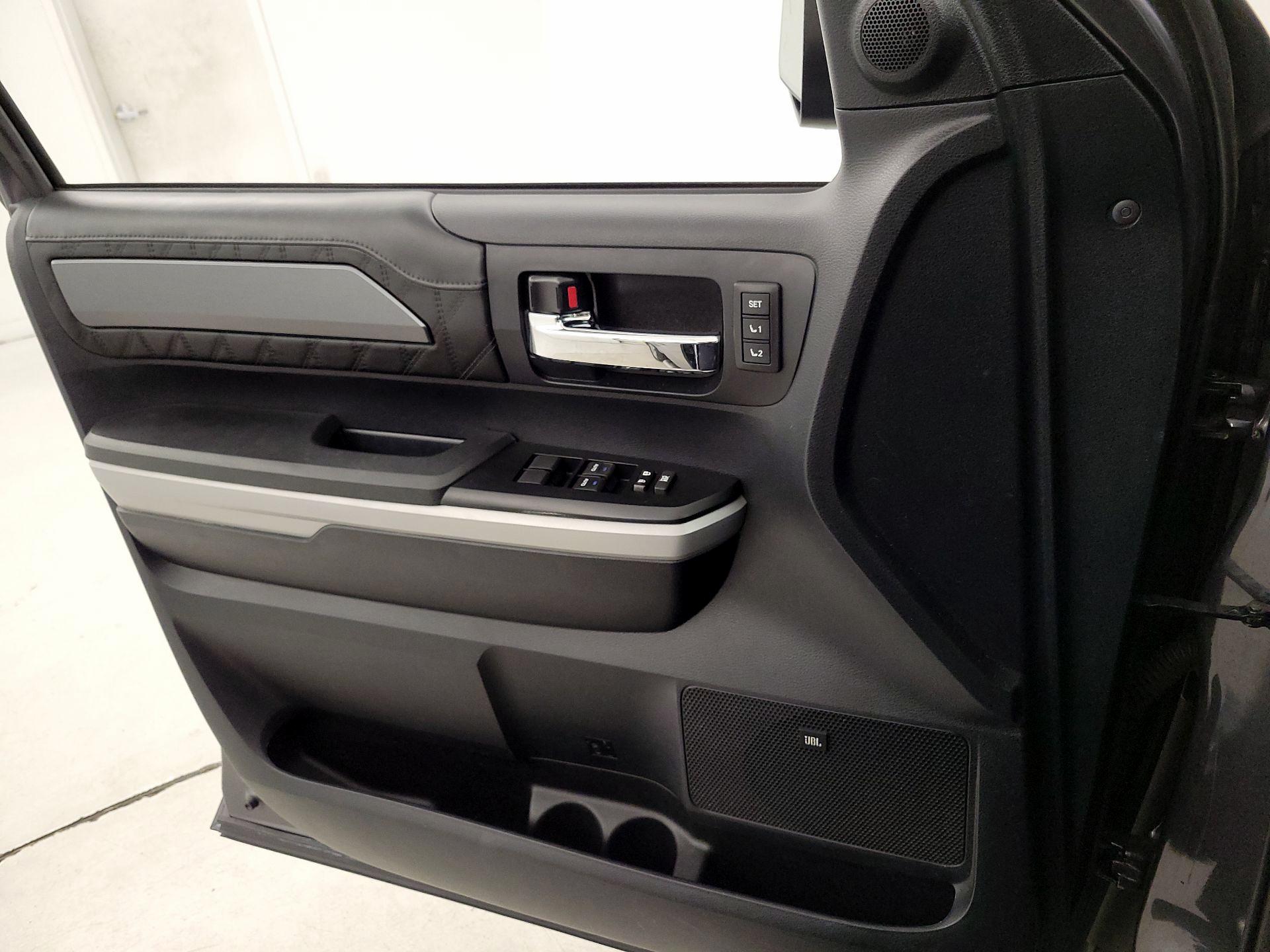 Thumbnail: 2018 Toyota Tundra - 12