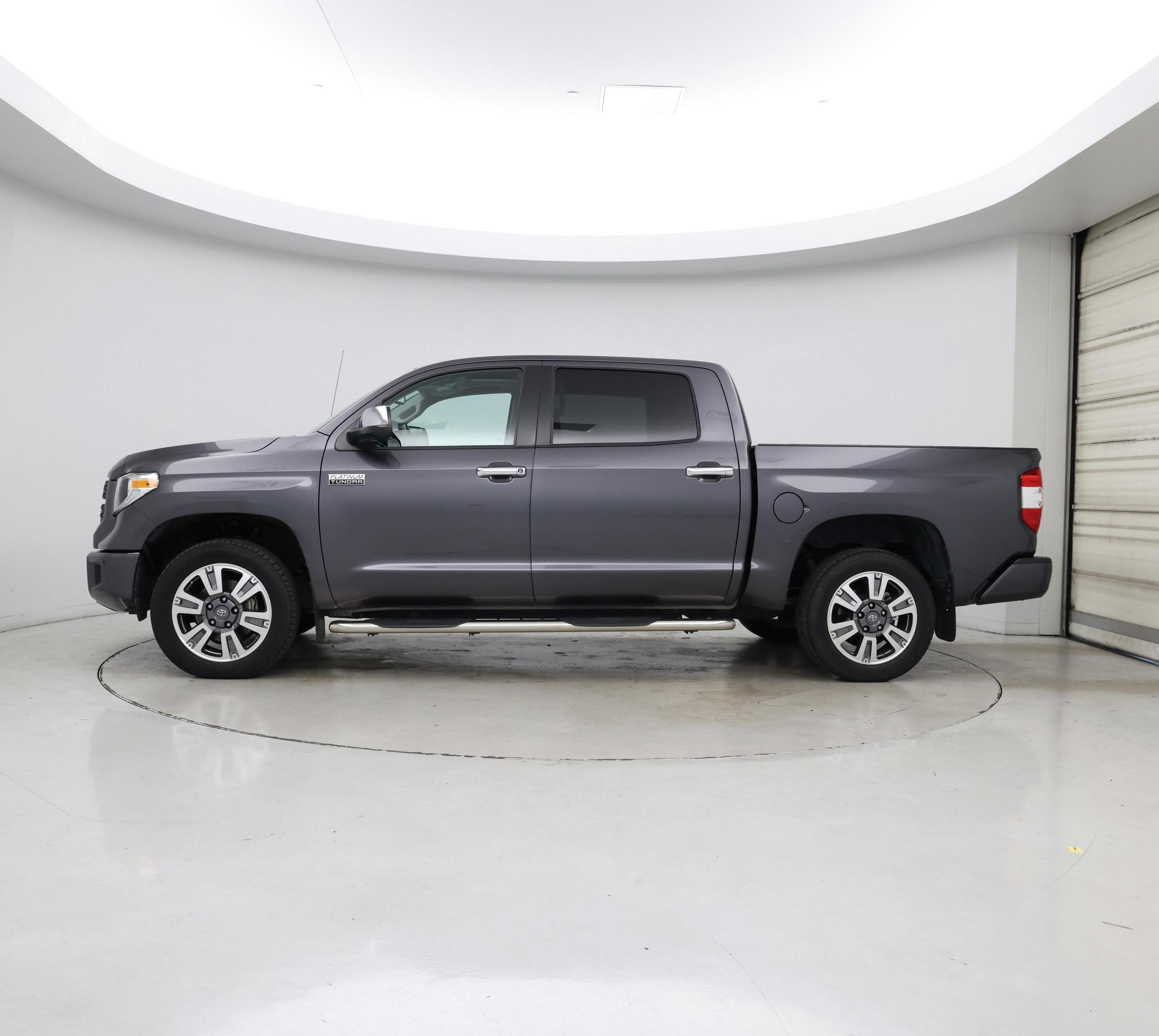 Thumbnail: 2018 Toyota Tundra - 3