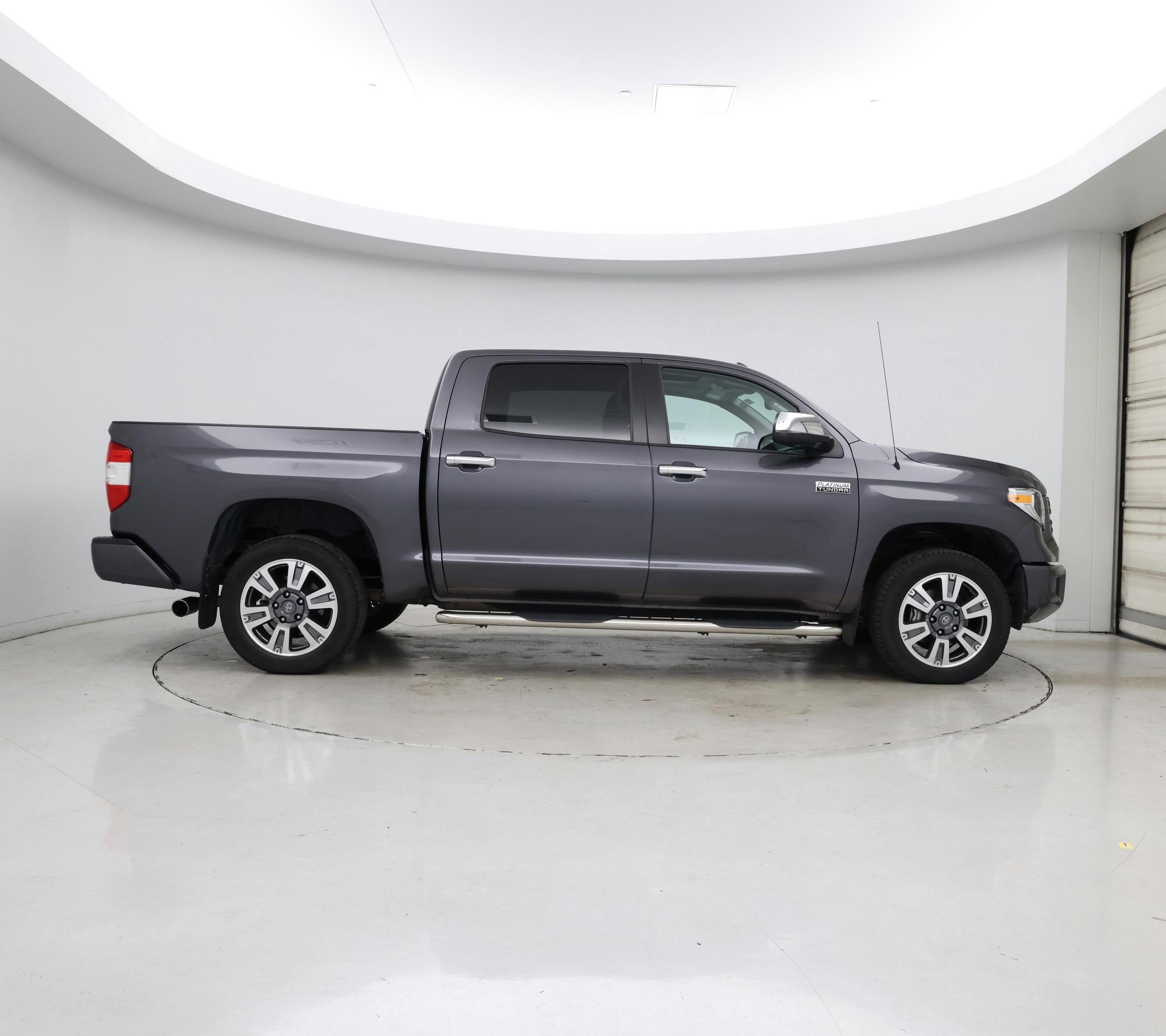 Thumbnail: 2018 Toyota Tundra - 7