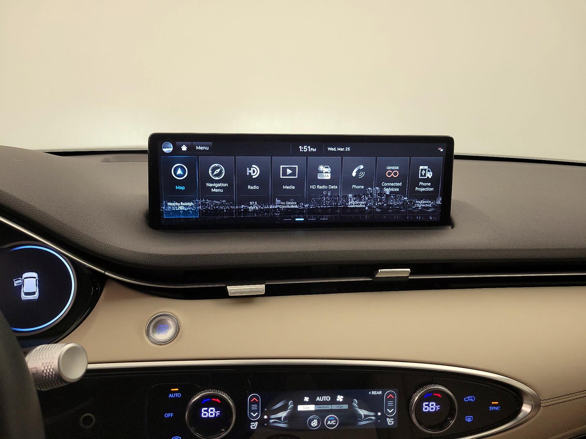 Thumbnail: 2025 Genesis GV70 - 15