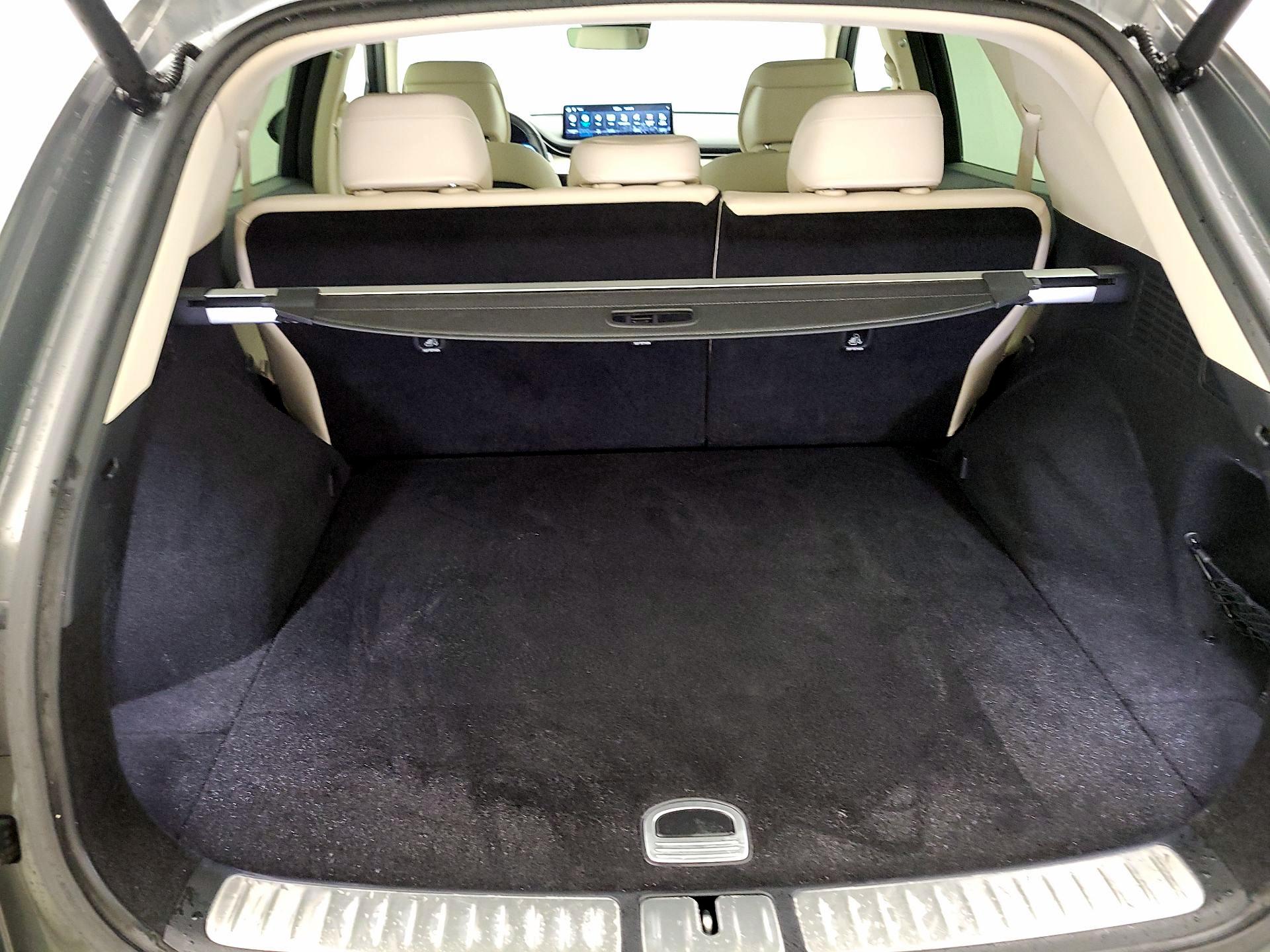 Thumbnail: 2025 Genesis GV70 - 20