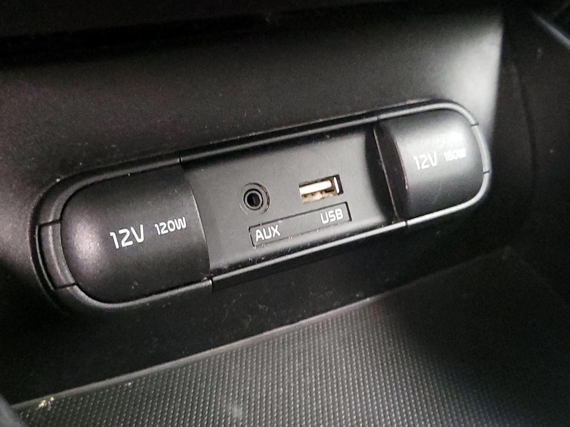 Thumbnail: 2015 Kia Soul - 17