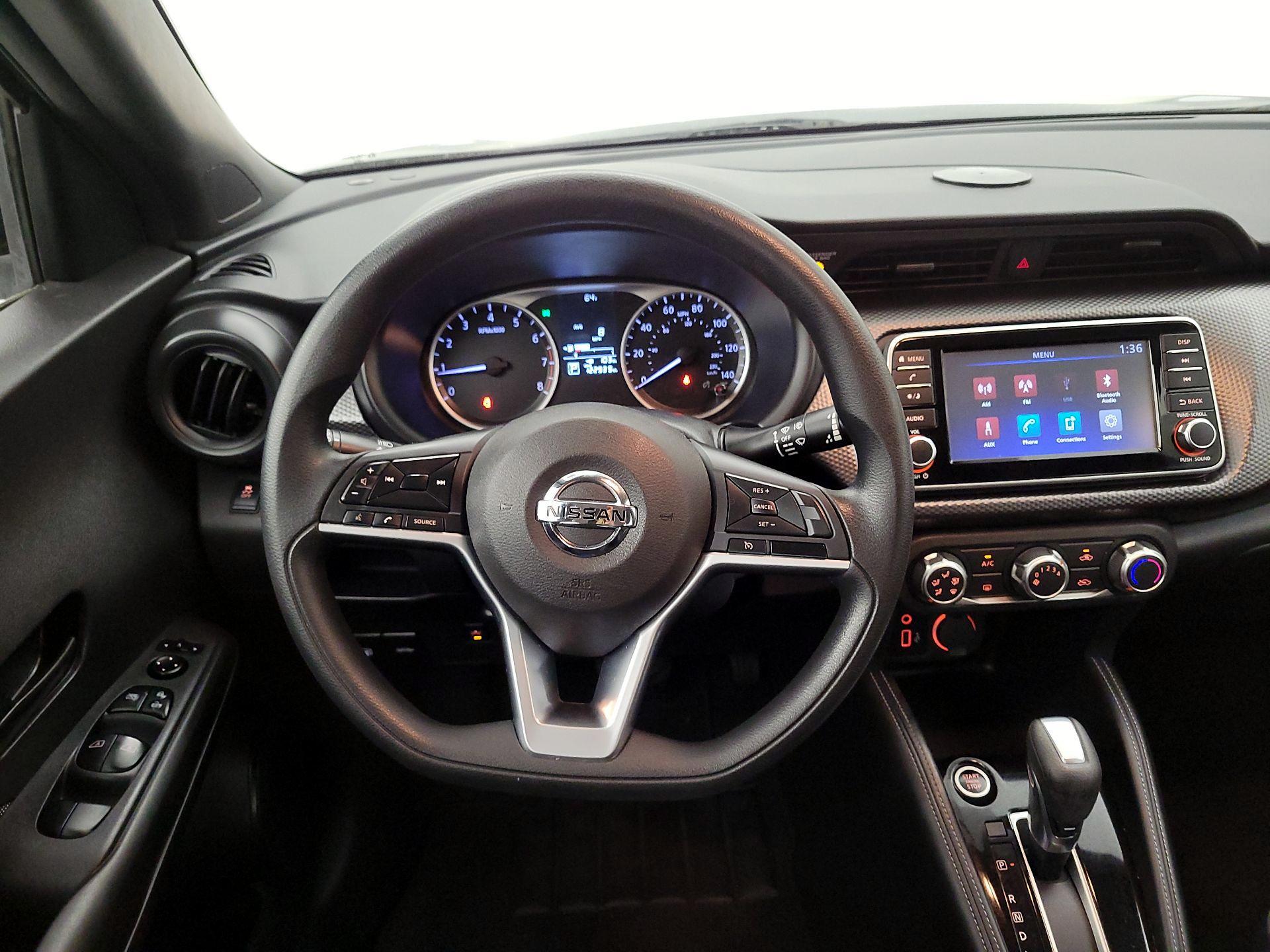 Thumbnail: 2019 Nissan Kicks - 10