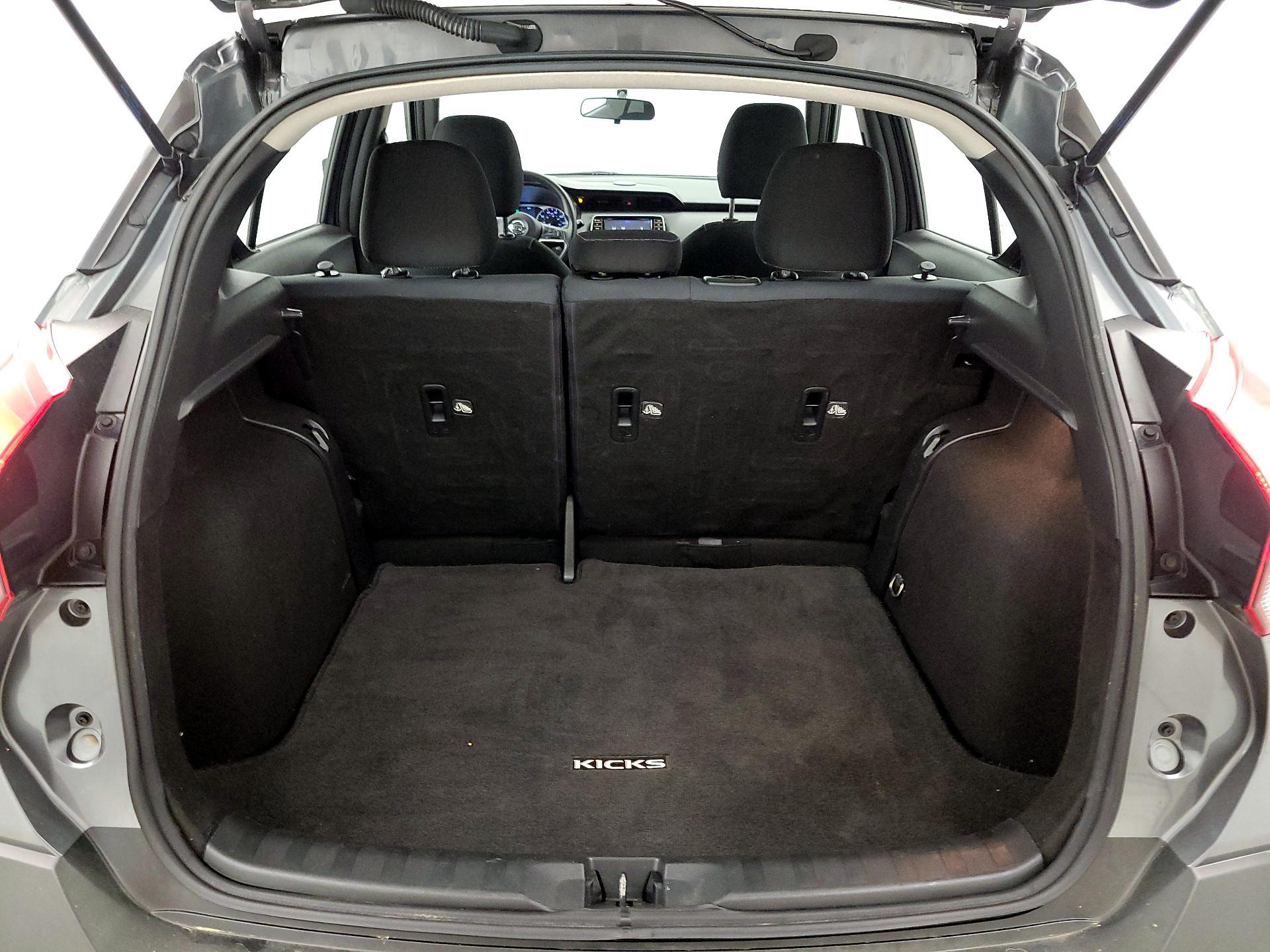 Thumbnail: 2019 Nissan Kicks - 20