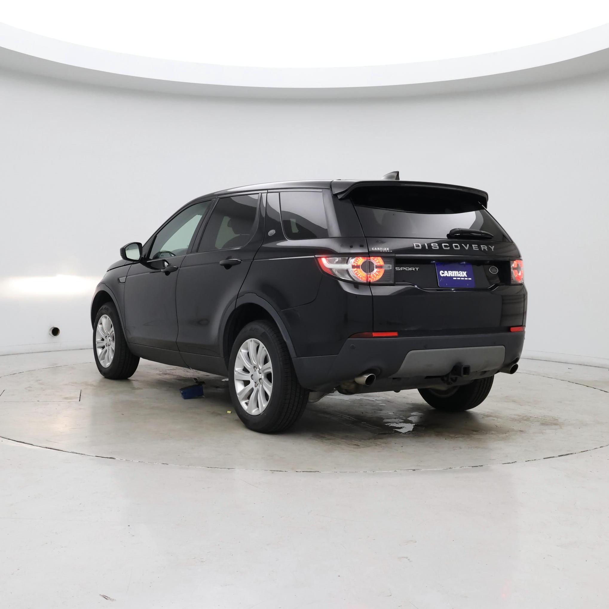 Thumbnail: 2019 Land Rover Discovery Sport - 2