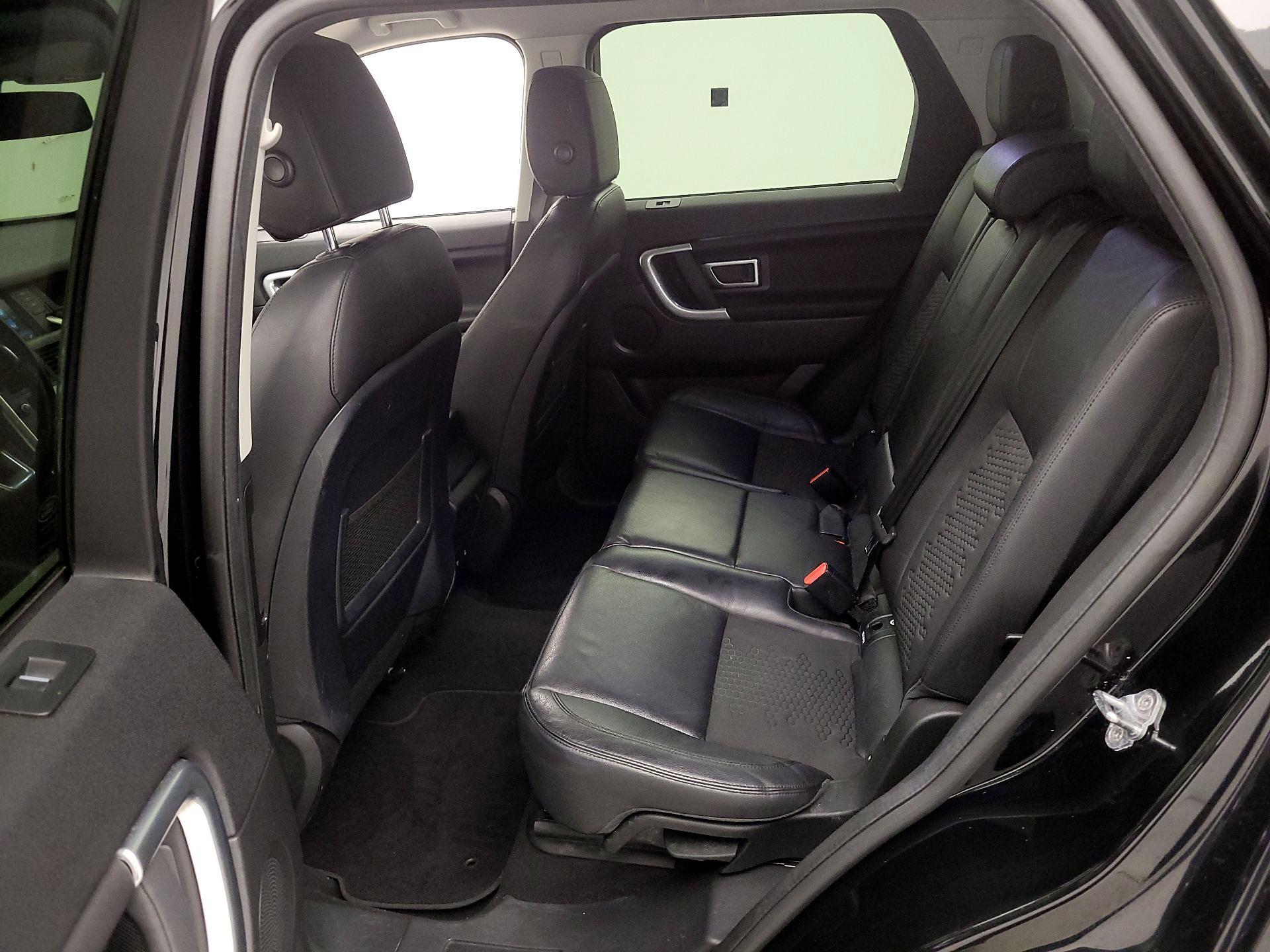 Thumbnail: 2019 Land Rover Discovery Sport - 19