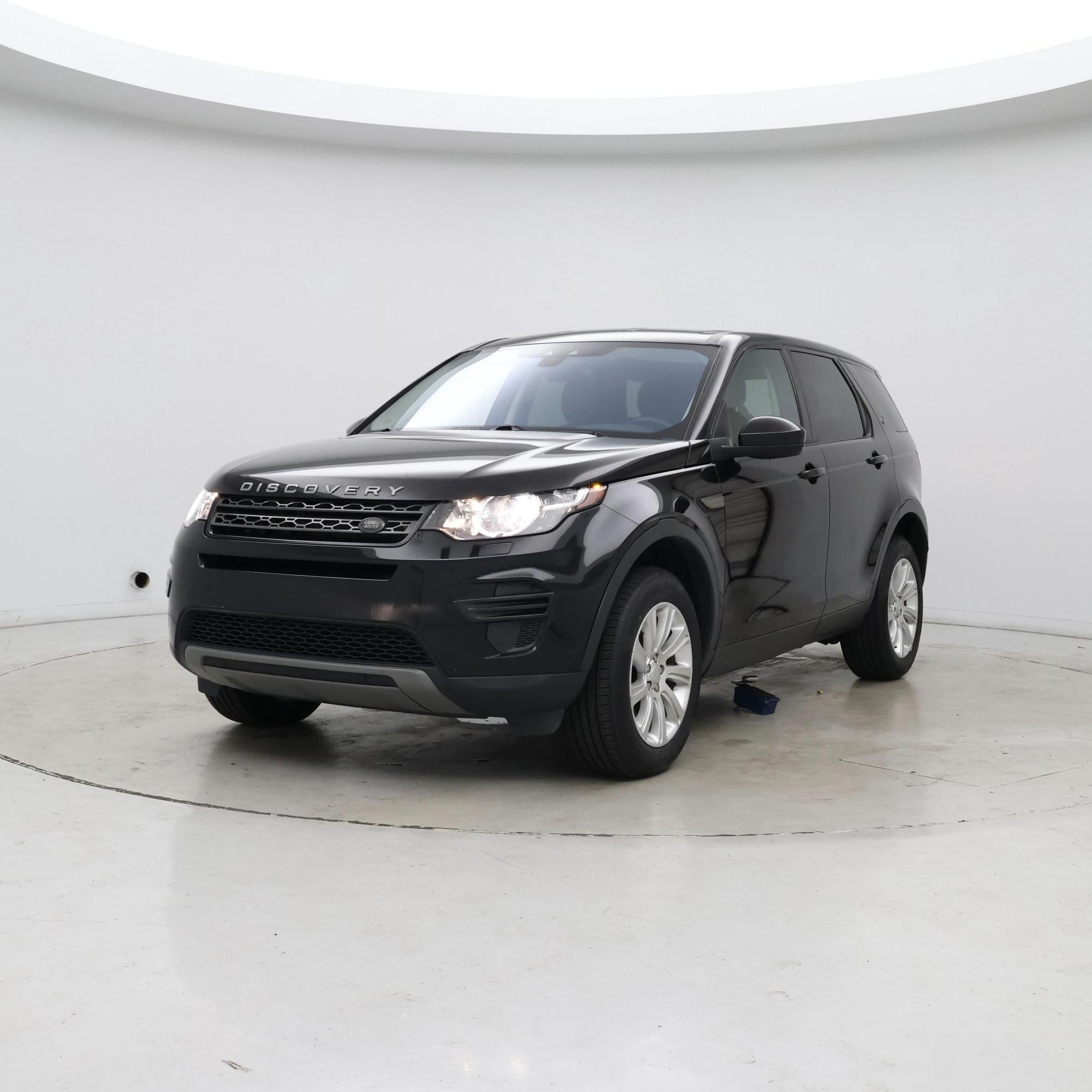 Thumbnail: 2019 Land Rover Discovery Sport - 4