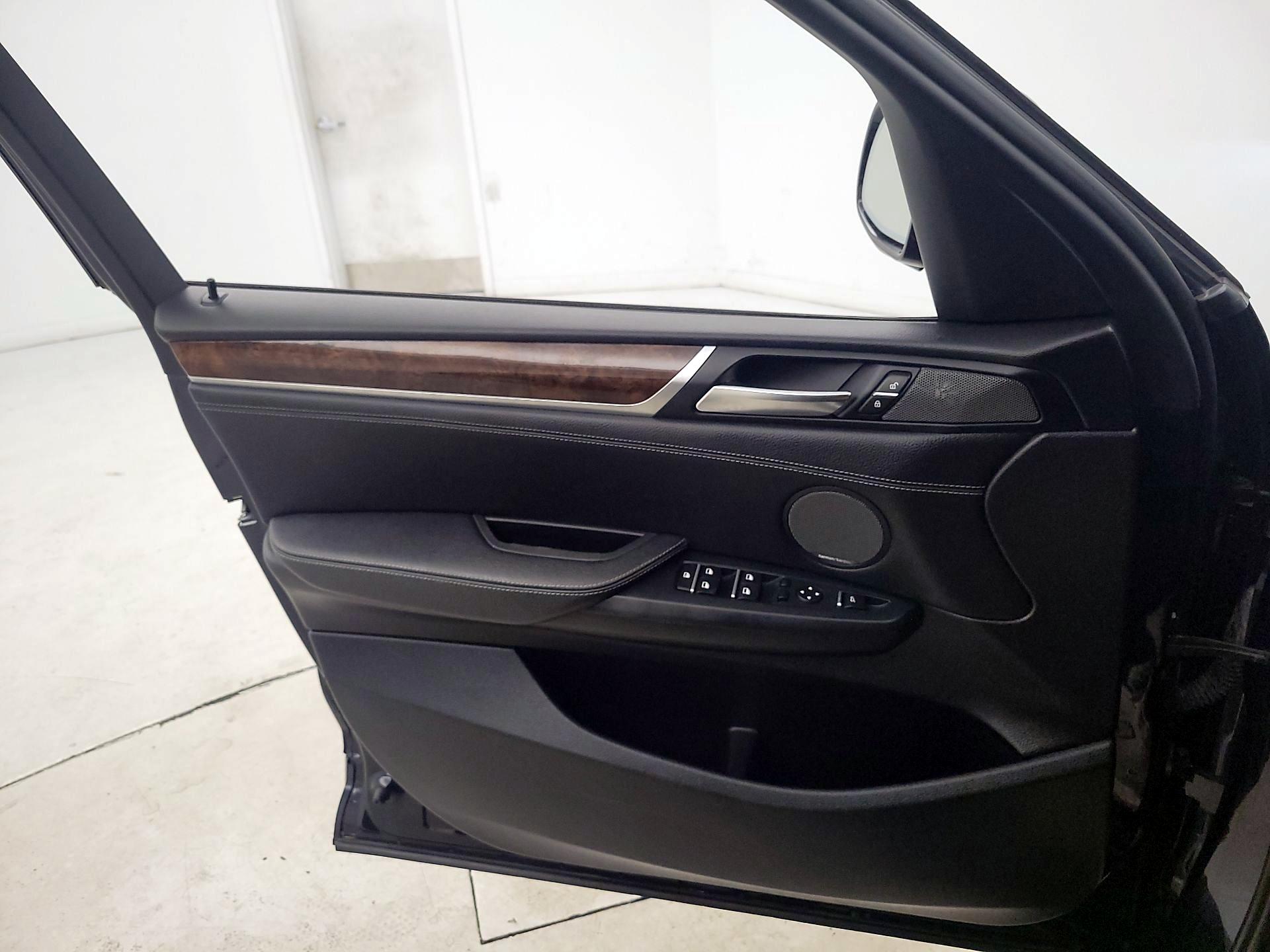 Thumbnail: 2016 BMW X3 - 12