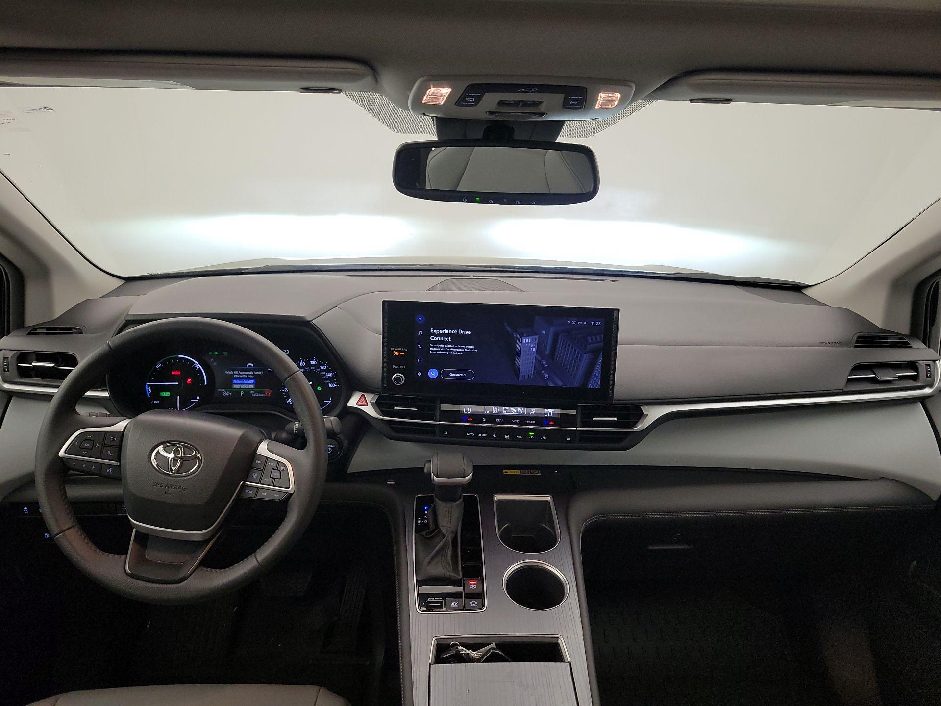 Thumbnail: 2025 Toyota Sienna - 9