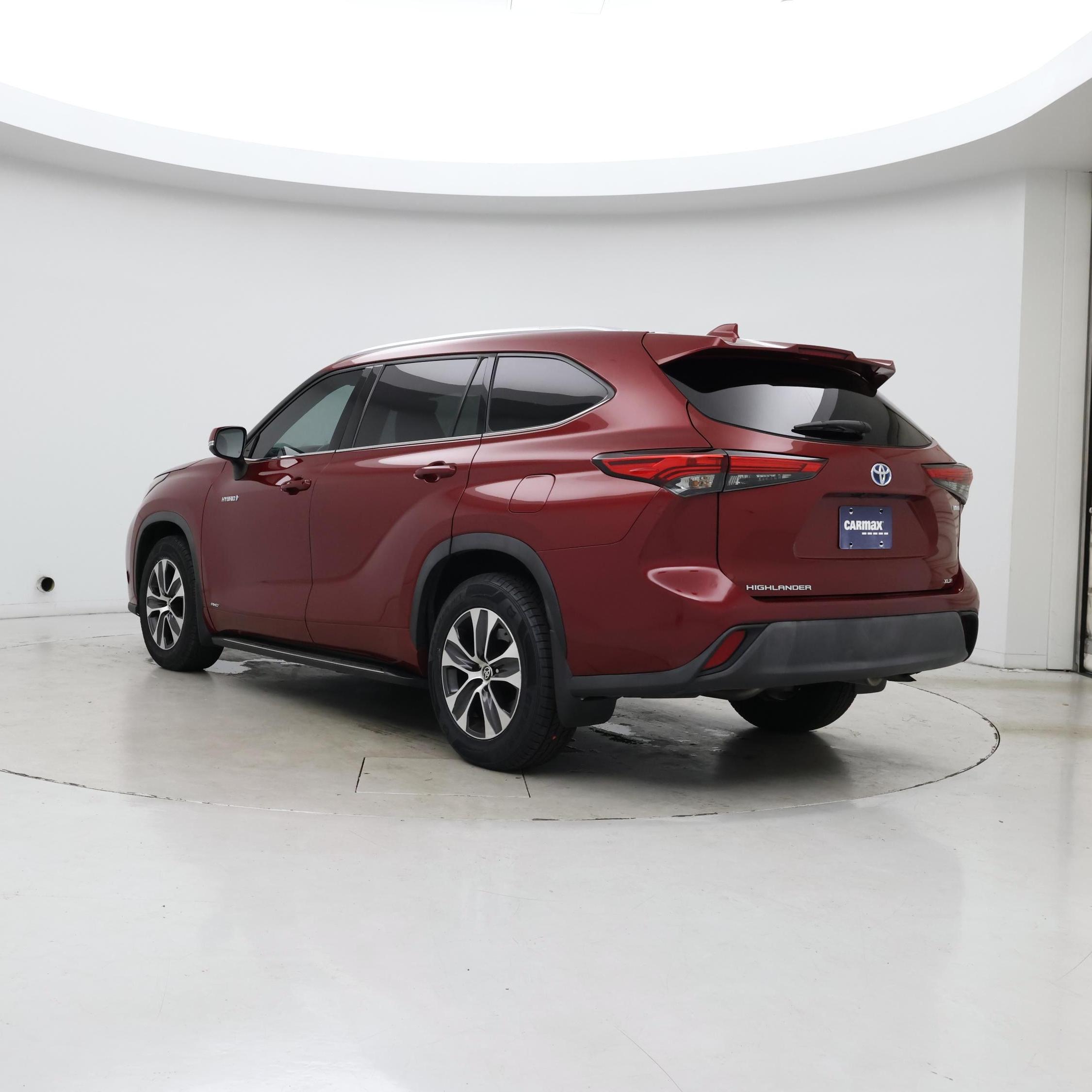 Thumbnail: 2021 Toyota Highlander - 2