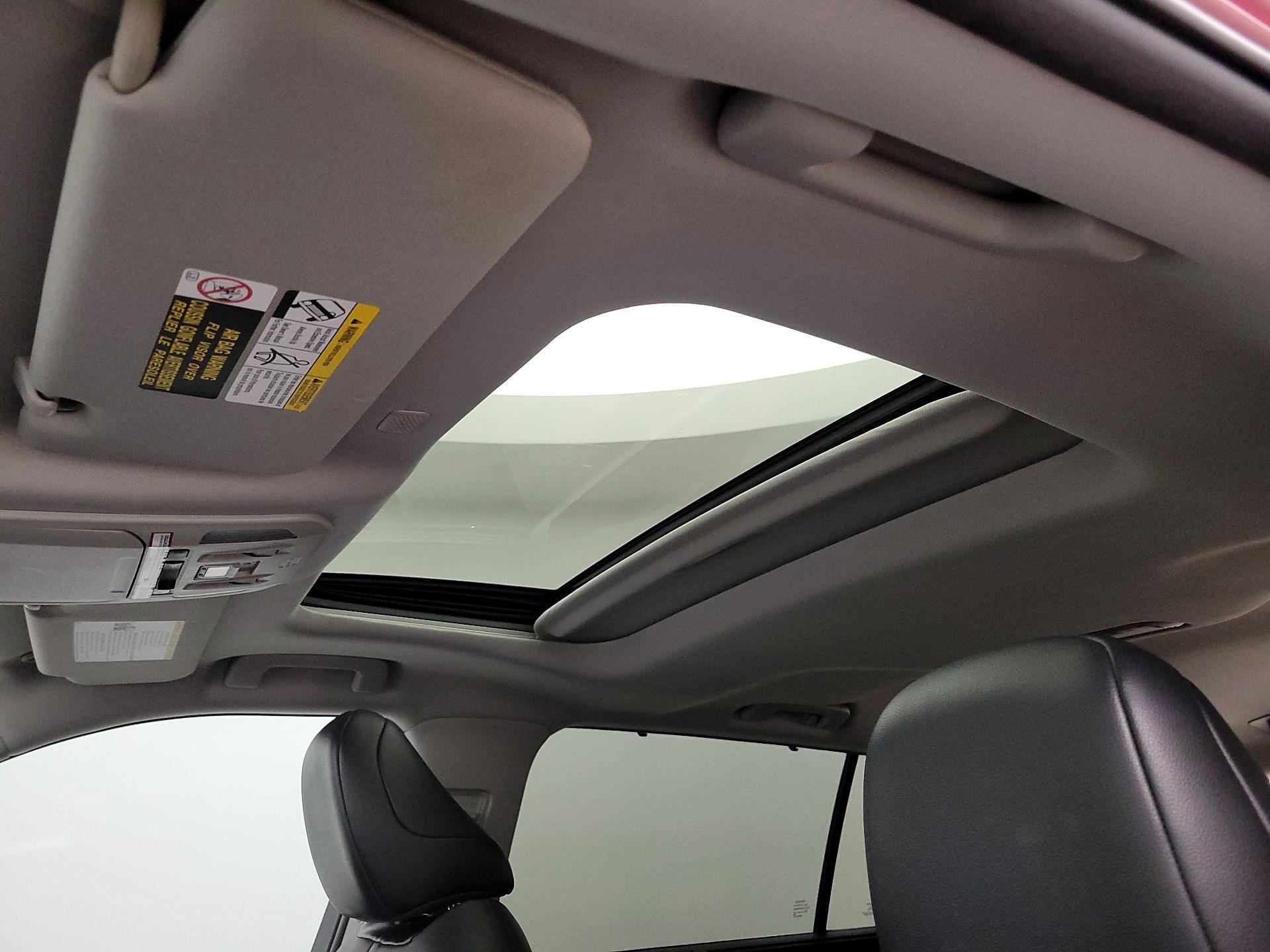 Thumbnail: 2021 Toyota Highlander - 19