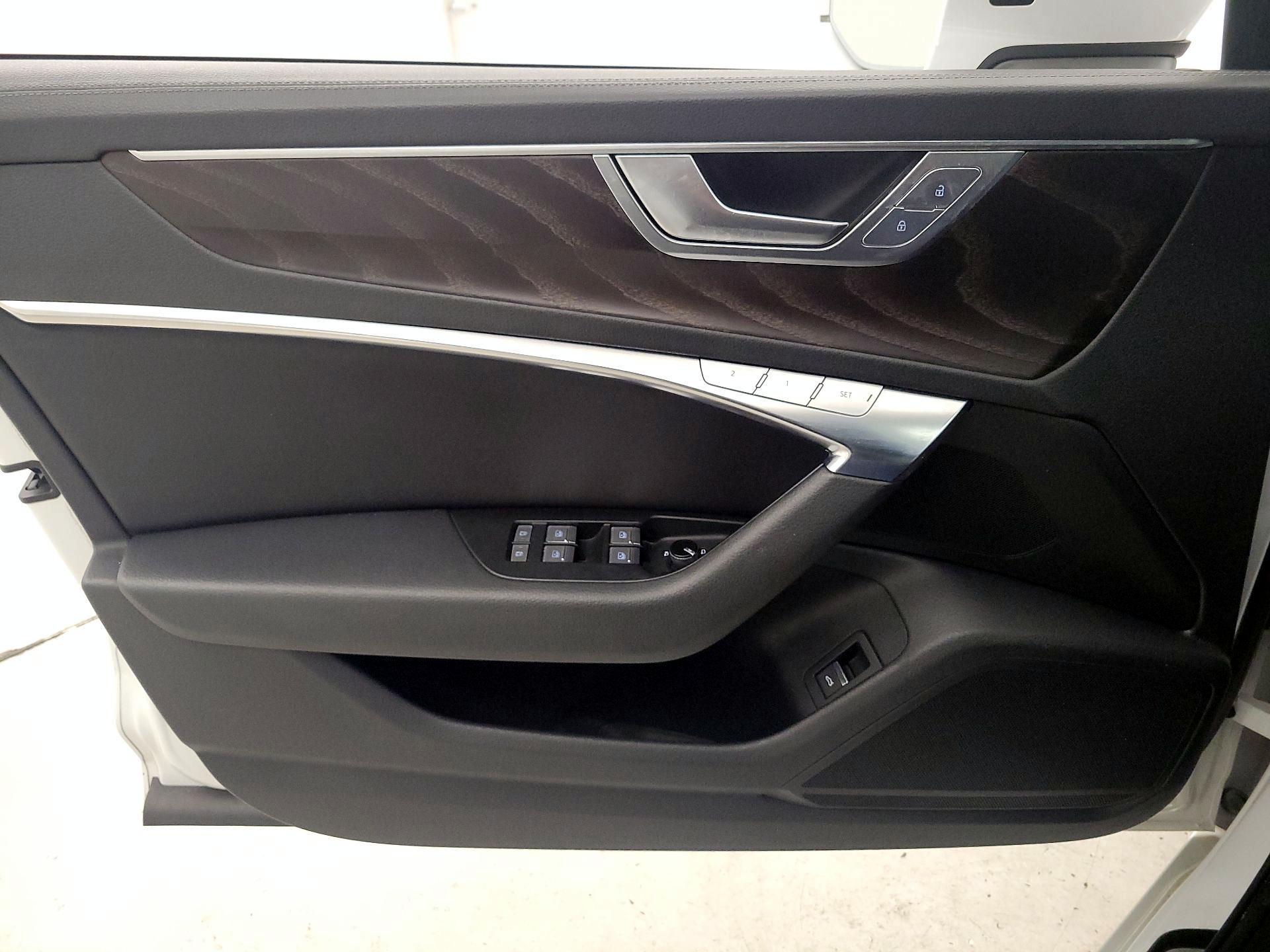 Thumbnail: 2020 Audi A6 - 12