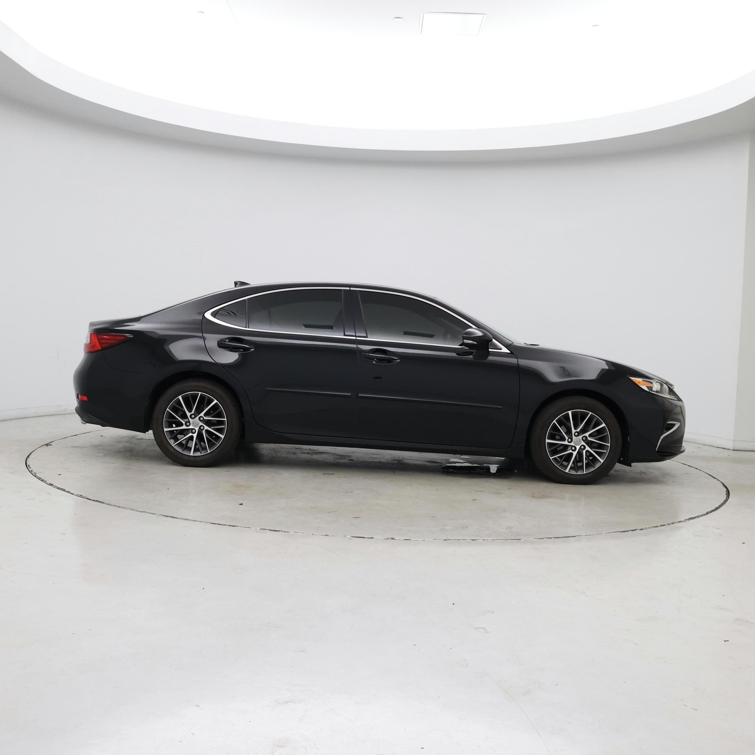Thumbnail: 2016 Lexus ES - 7