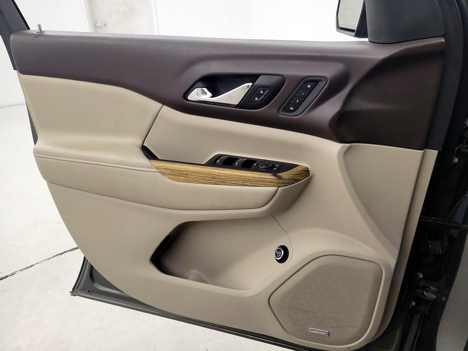 Thumbnail: 2018 GMC Acadia - 12