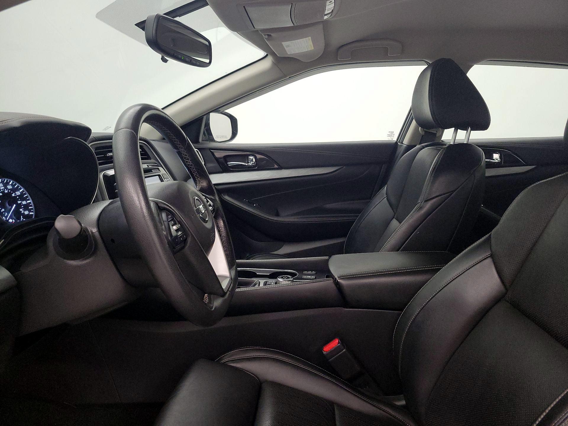 Thumbnail: 2016 Nissan Maxima - 11