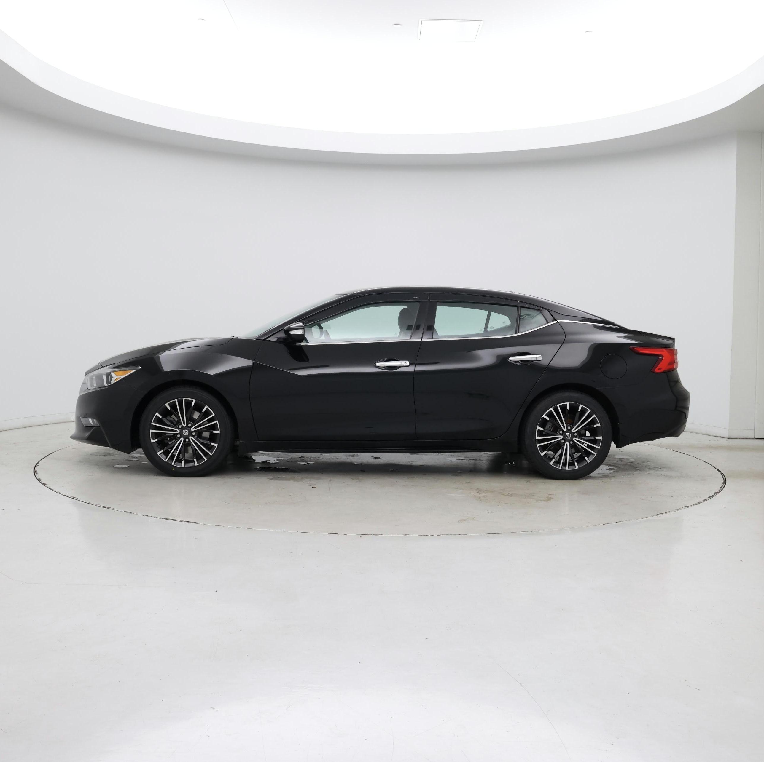 Thumbnail: 2016 Nissan Maxima - 3