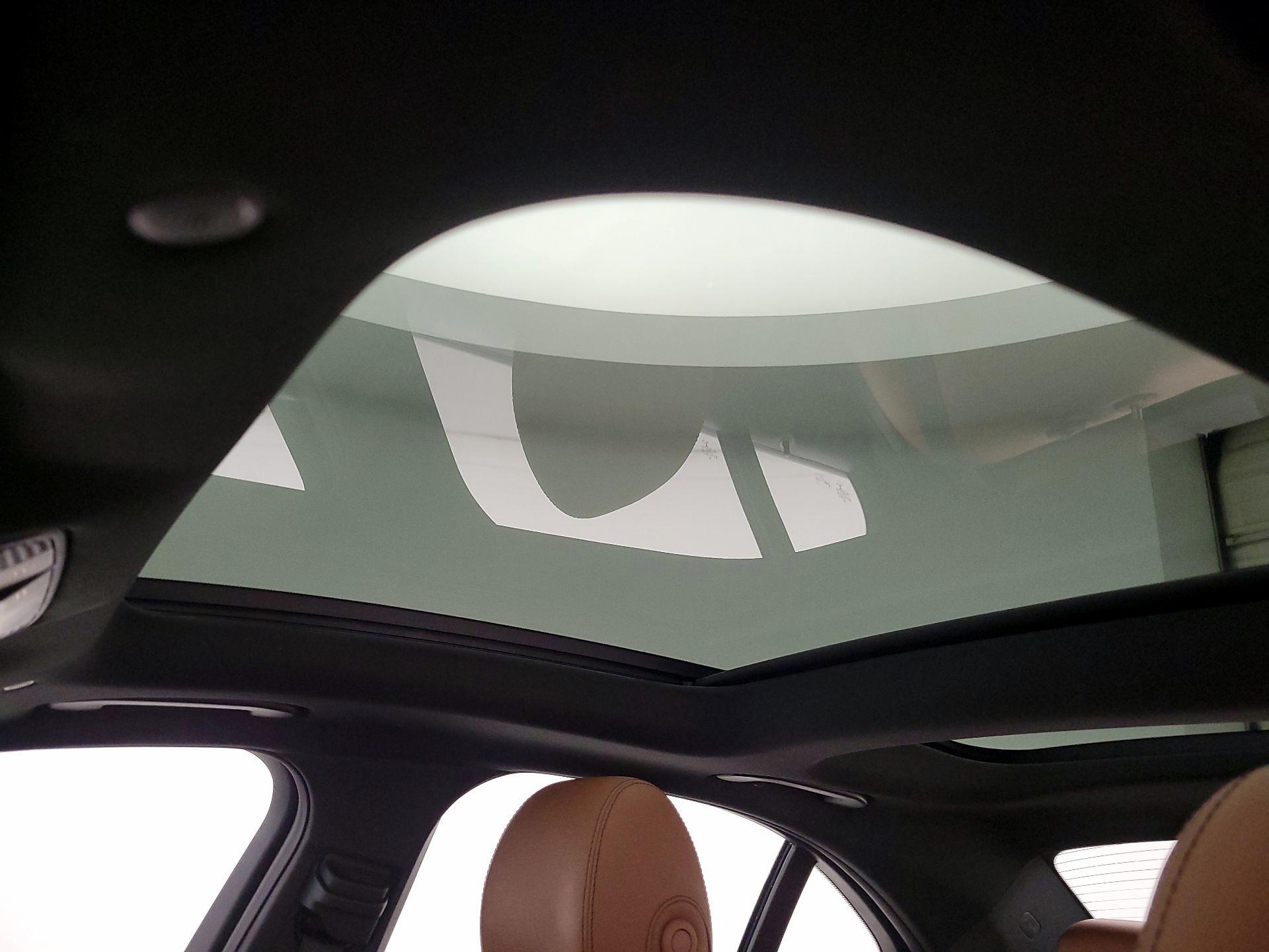 Thumbnail: 2021 Mercedes-Benz C-Class - 19