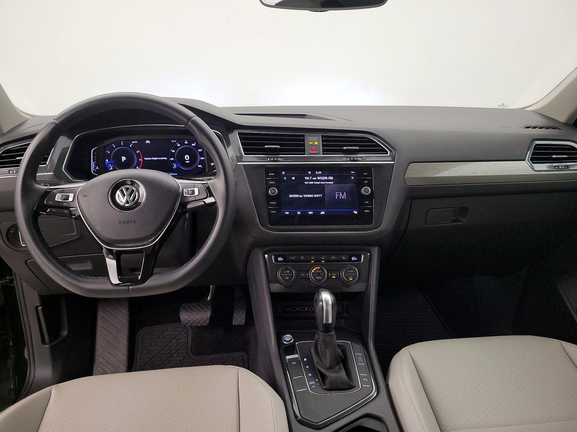 Thumbnail: 2020 Volkswagen Tiguan - 9