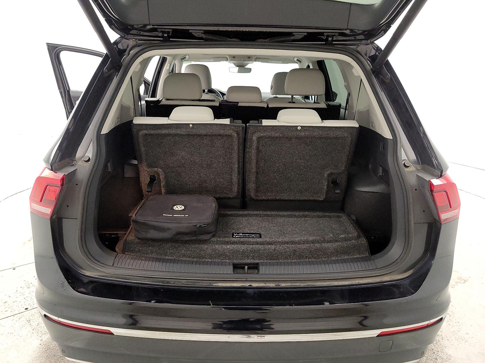 Thumbnail: 2020 Volkswagen Tiguan - 18