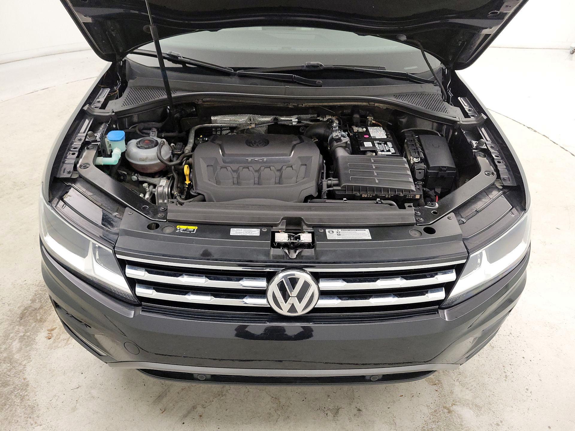 Thumbnail: 2020 Volkswagen Tiguan - 19