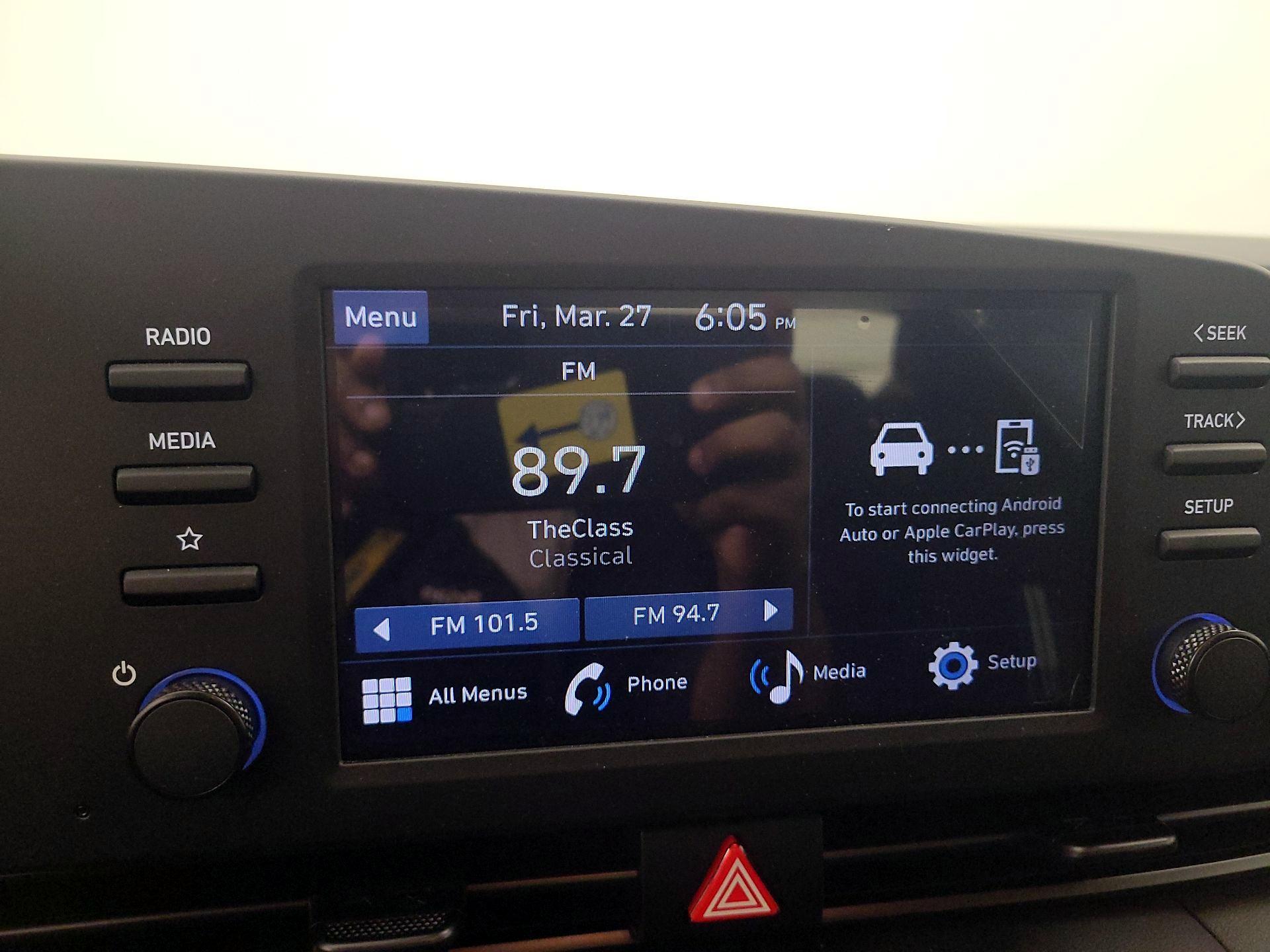 Thumbnail: 2025 Hyundai Elantra - 15