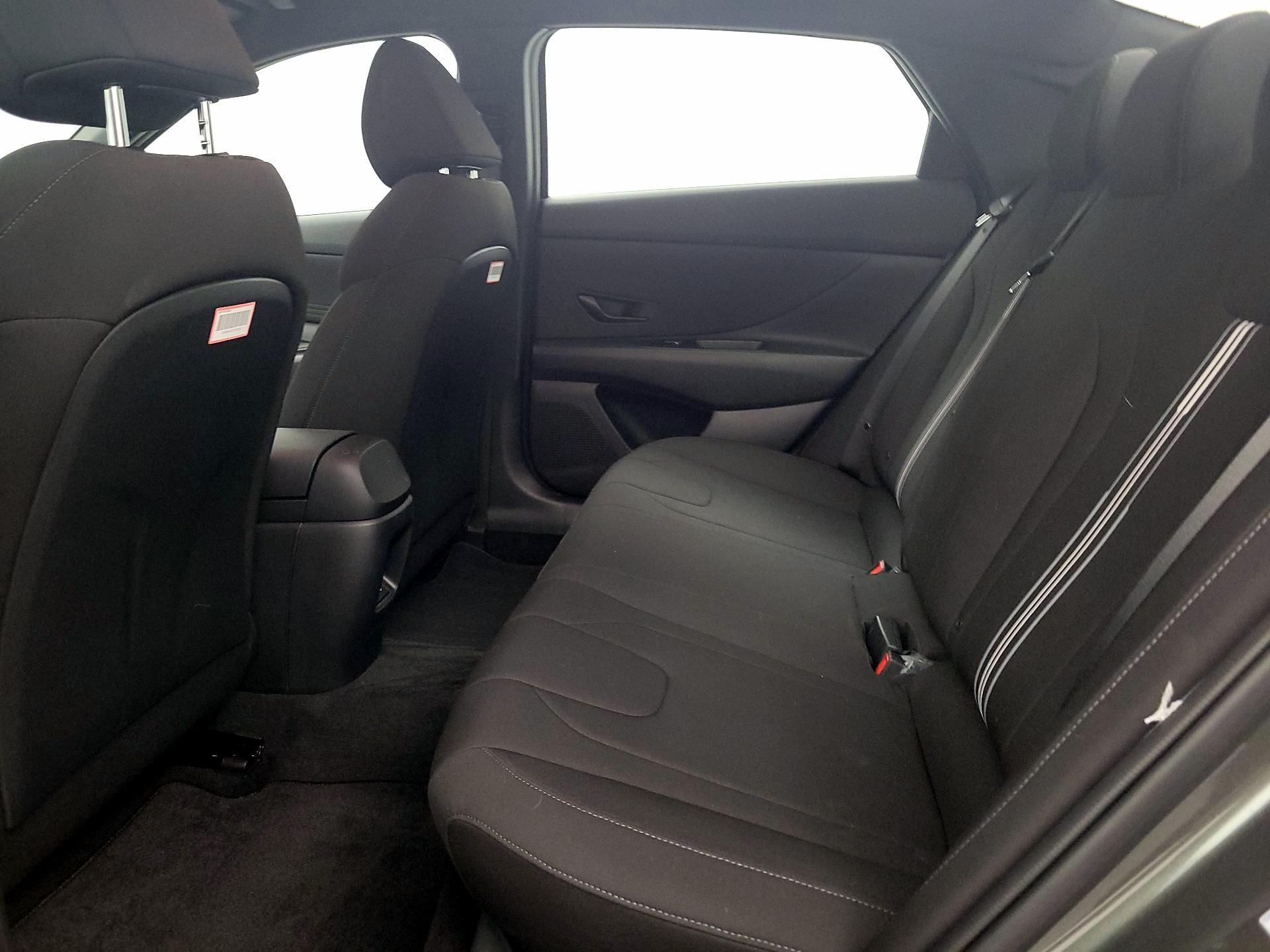 Thumbnail: 2025 Hyundai Elantra - 19