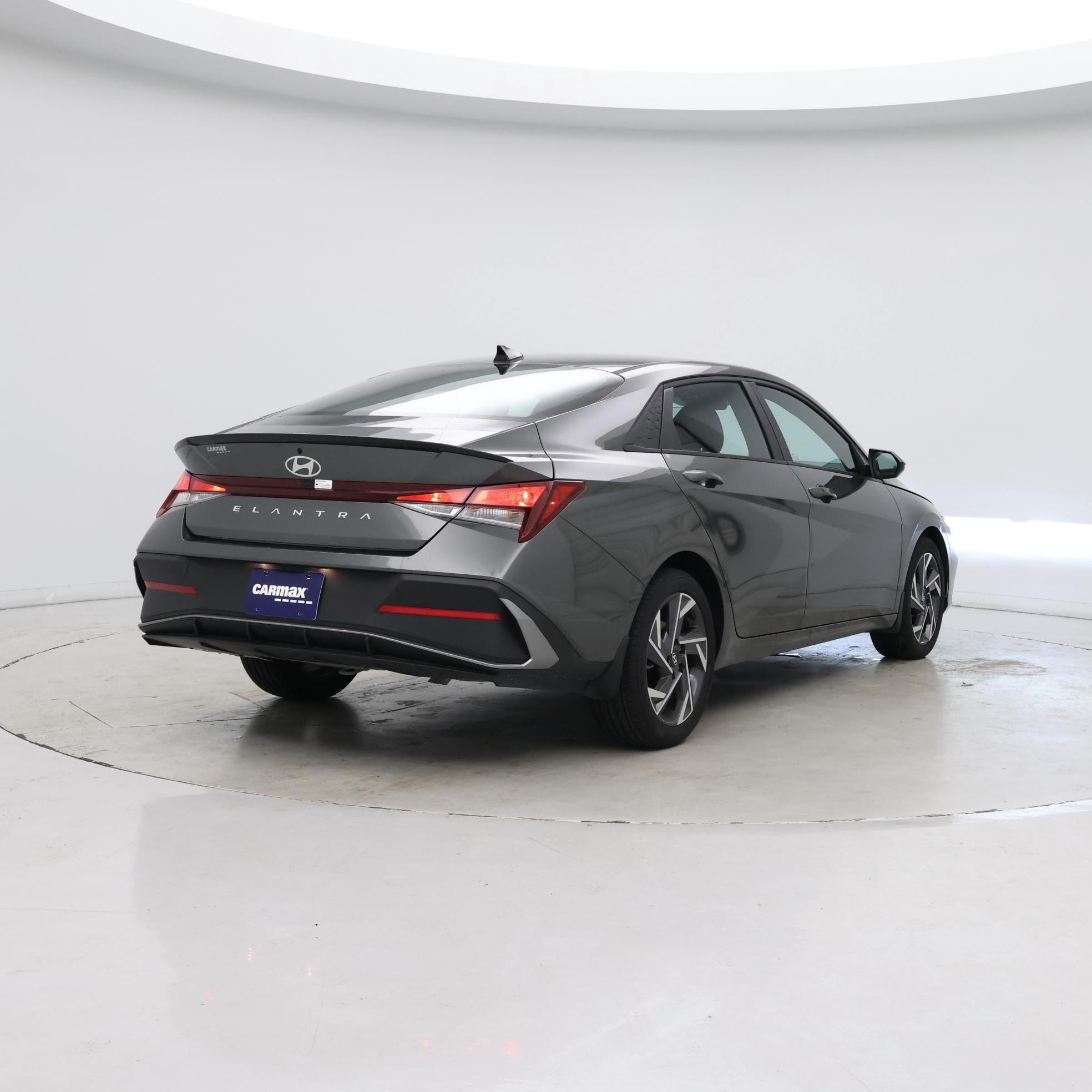 Thumbnail: 2025 Hyundai Elantra - 8