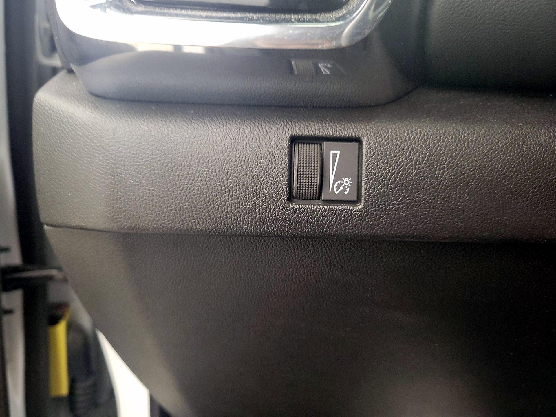 Thumbnail: 2024 GMC Canyon - 13