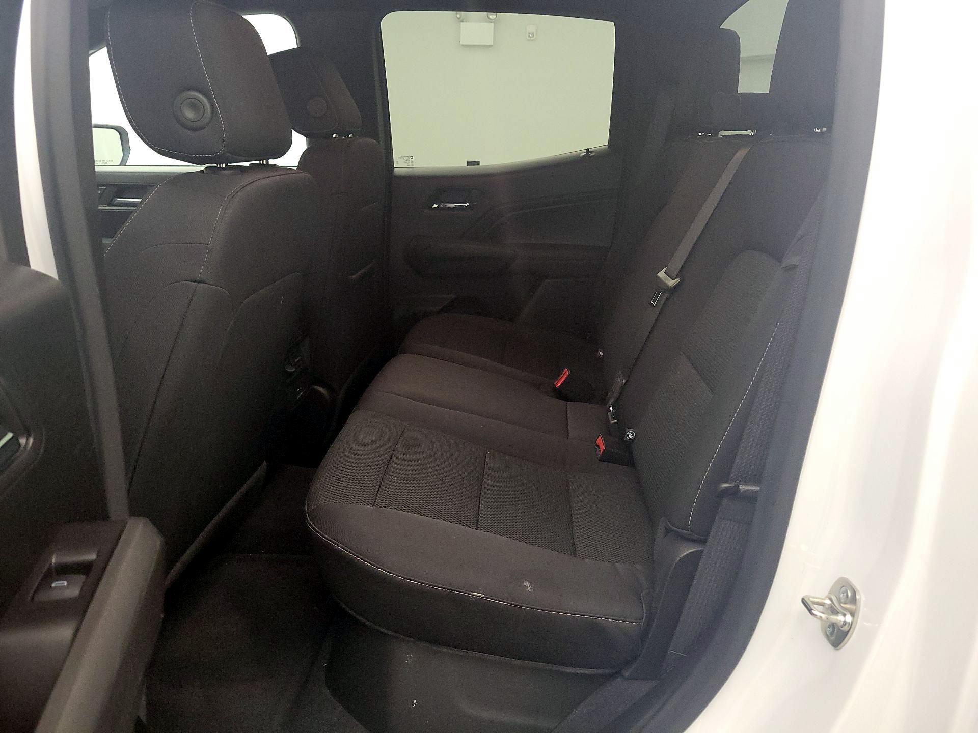 Thumbnail: 2024 GMC Canyon - 19