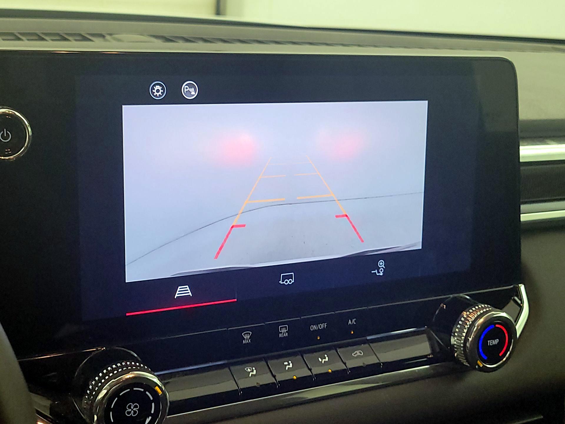 Thumbnail: 2025 GMC Canyon - 14