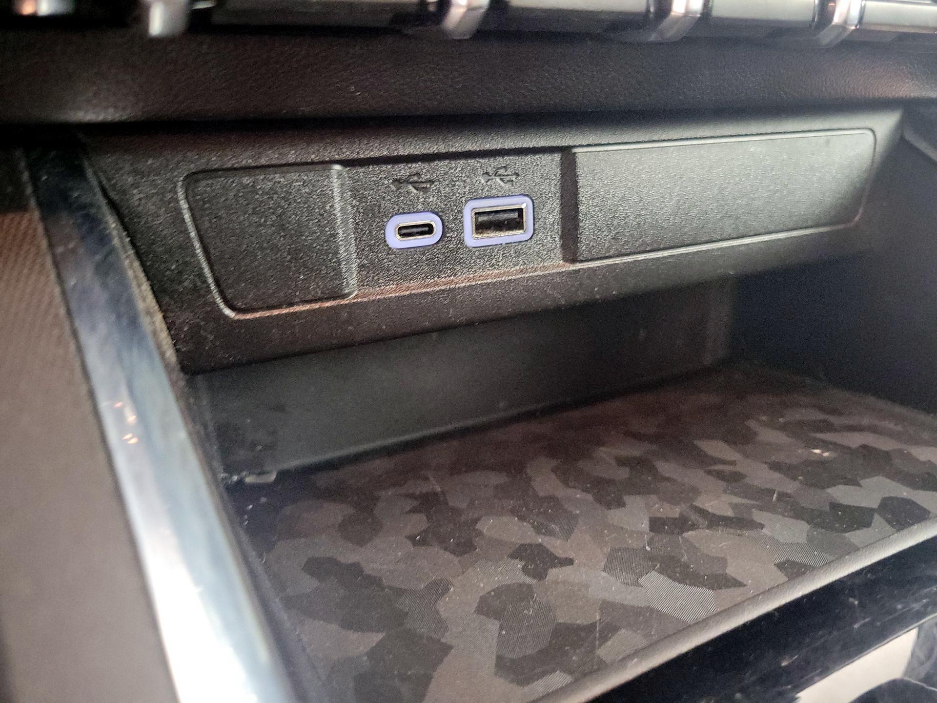 Thumbnail: 2025 GMC Canyon - 18