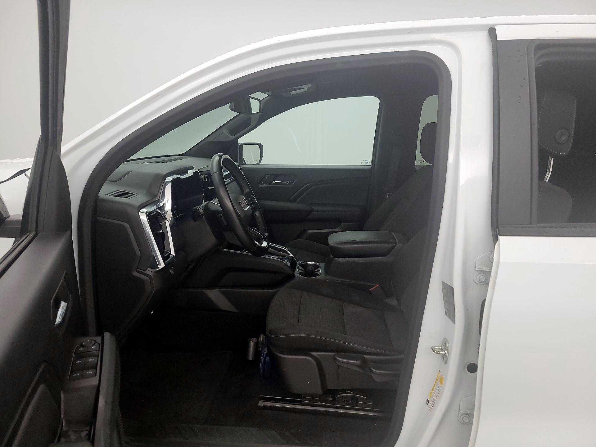 Thumbnail: 2024 GMC Canyon - 11