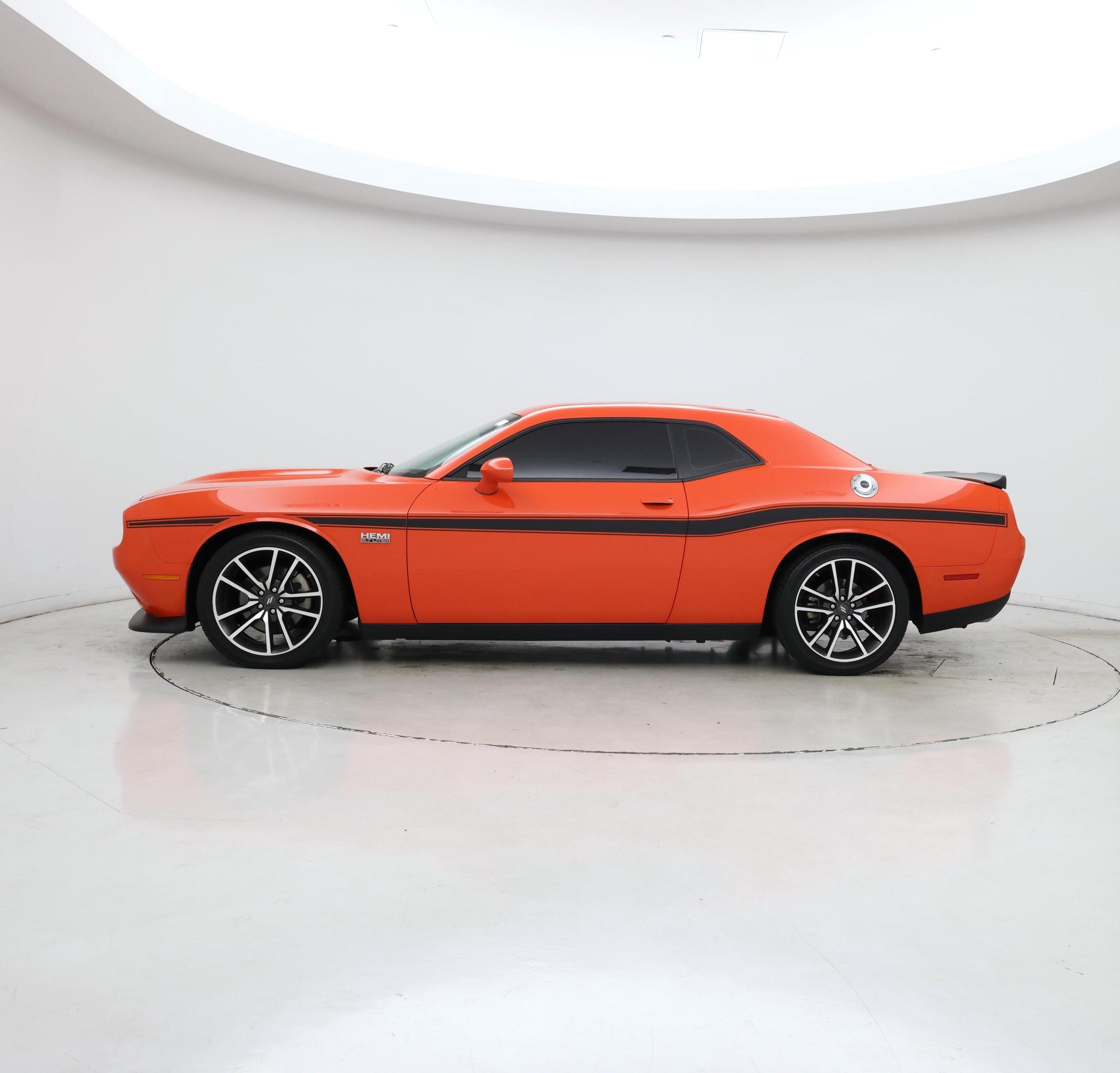 Thumbnail: 2023 Dodge Challenger - 3