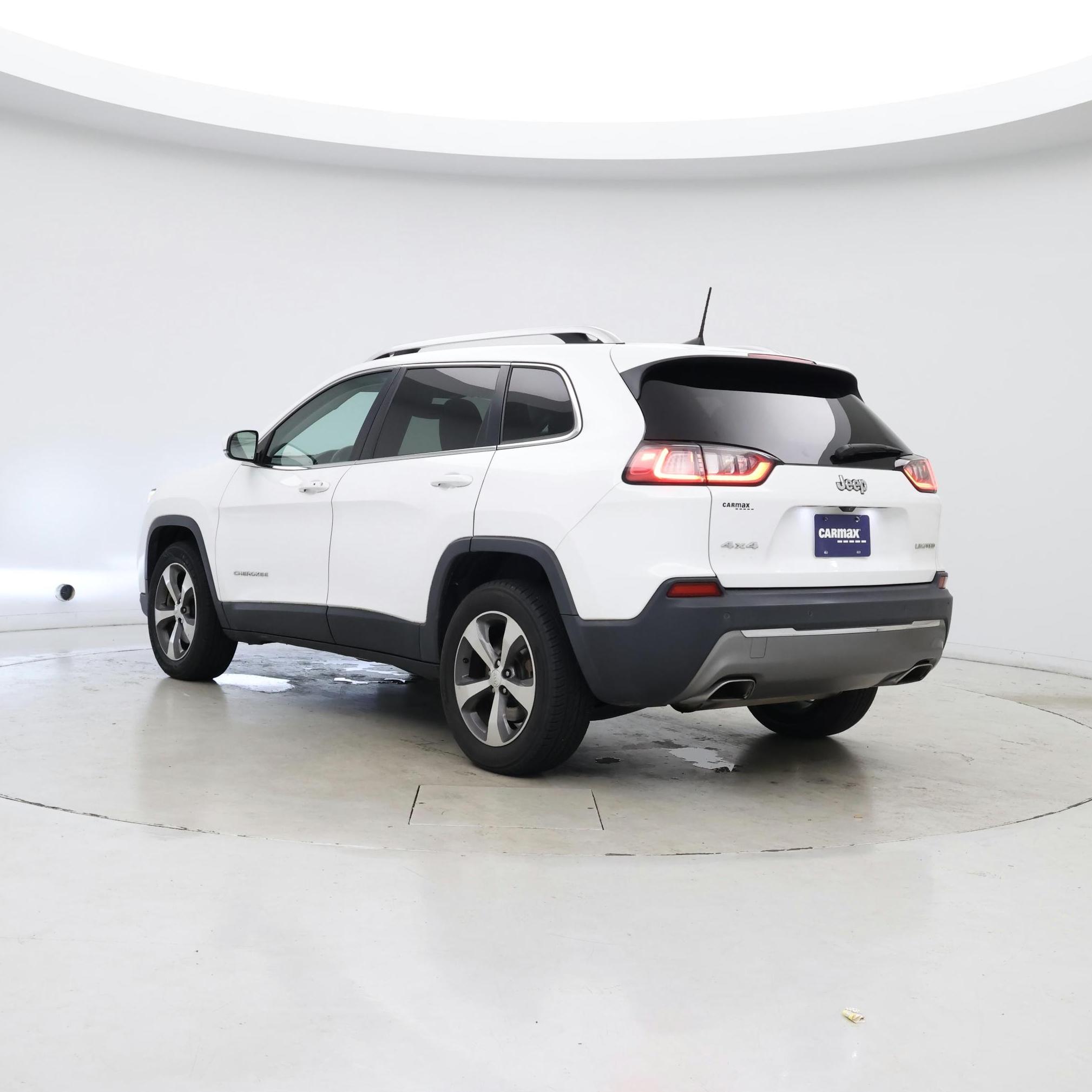 Thumbnail: 2019 Jeep Cherokee - 2