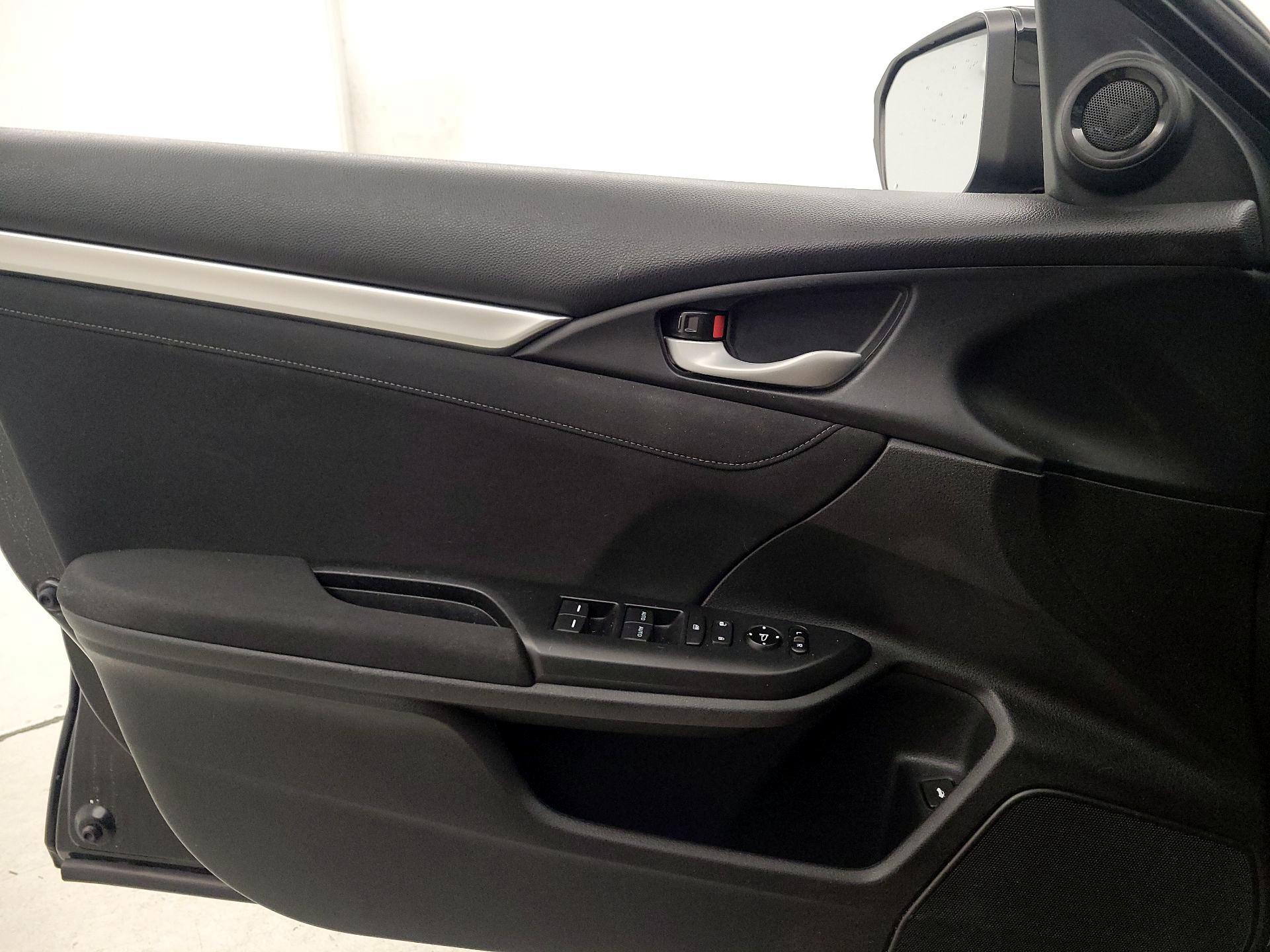 Thumbnail: 2020 Honda Civic - 12