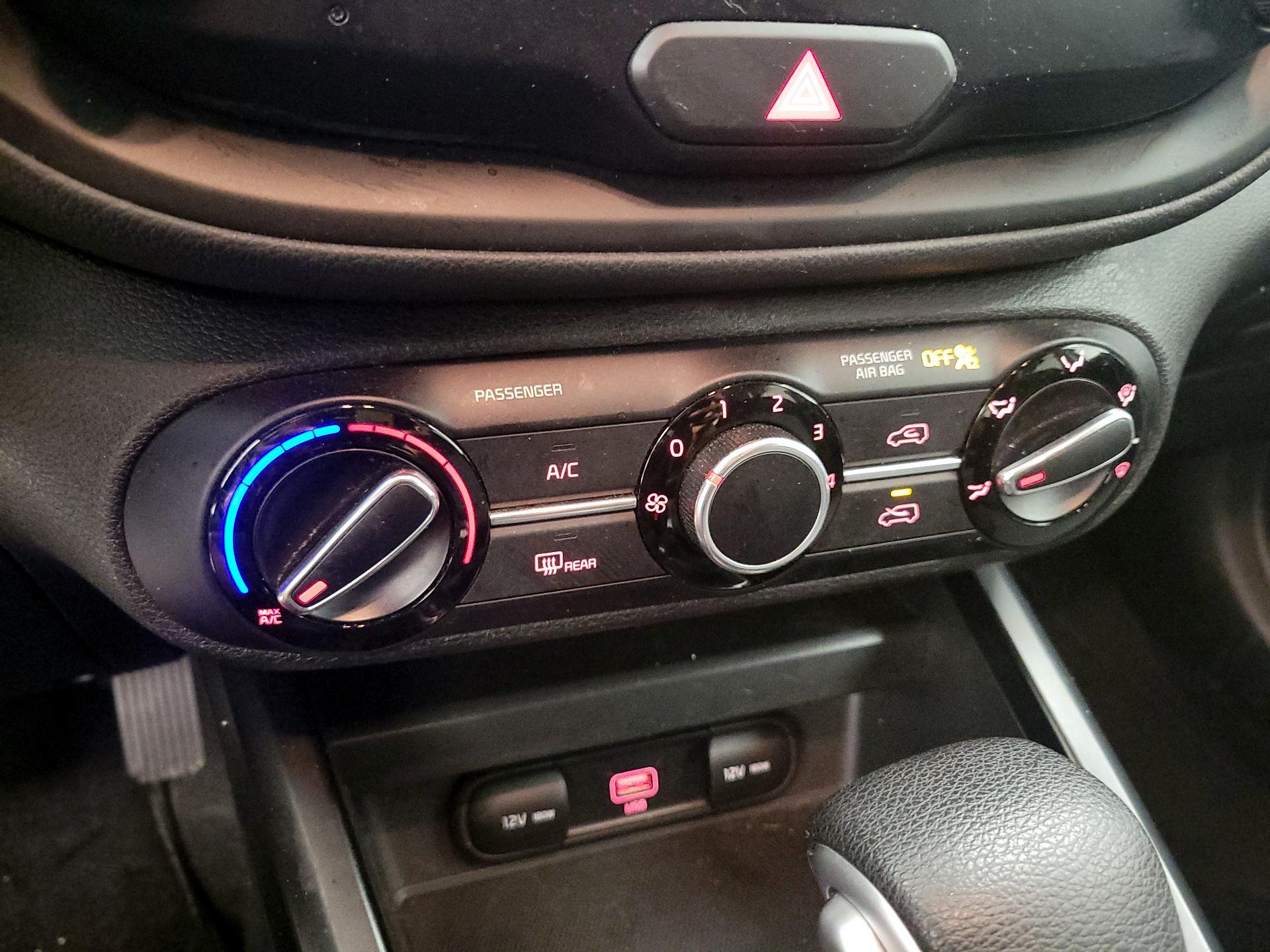 Thumbnail: 2022 Kia Soul - 16