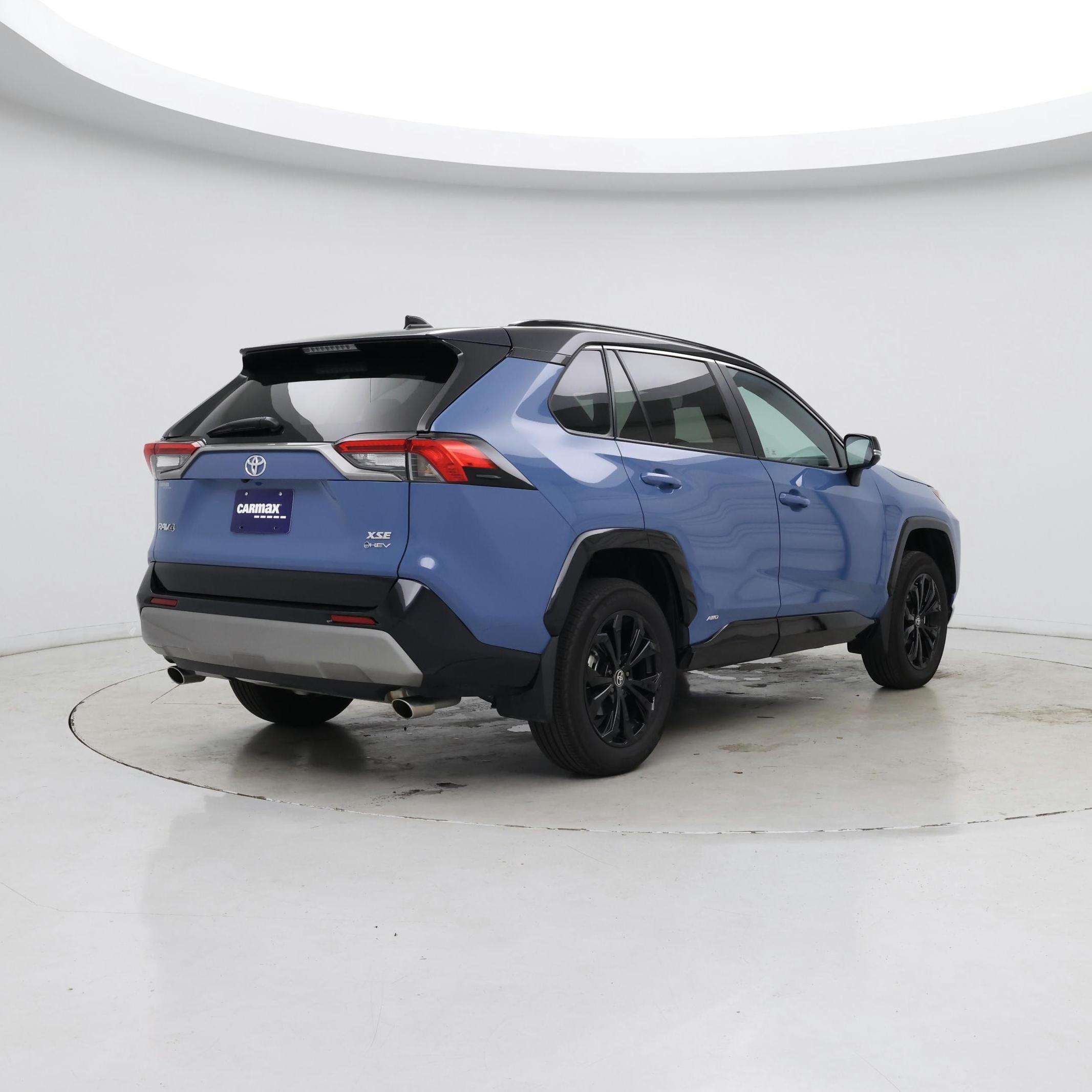 Thumbnail: 2025 Toyota RAV4 - 8